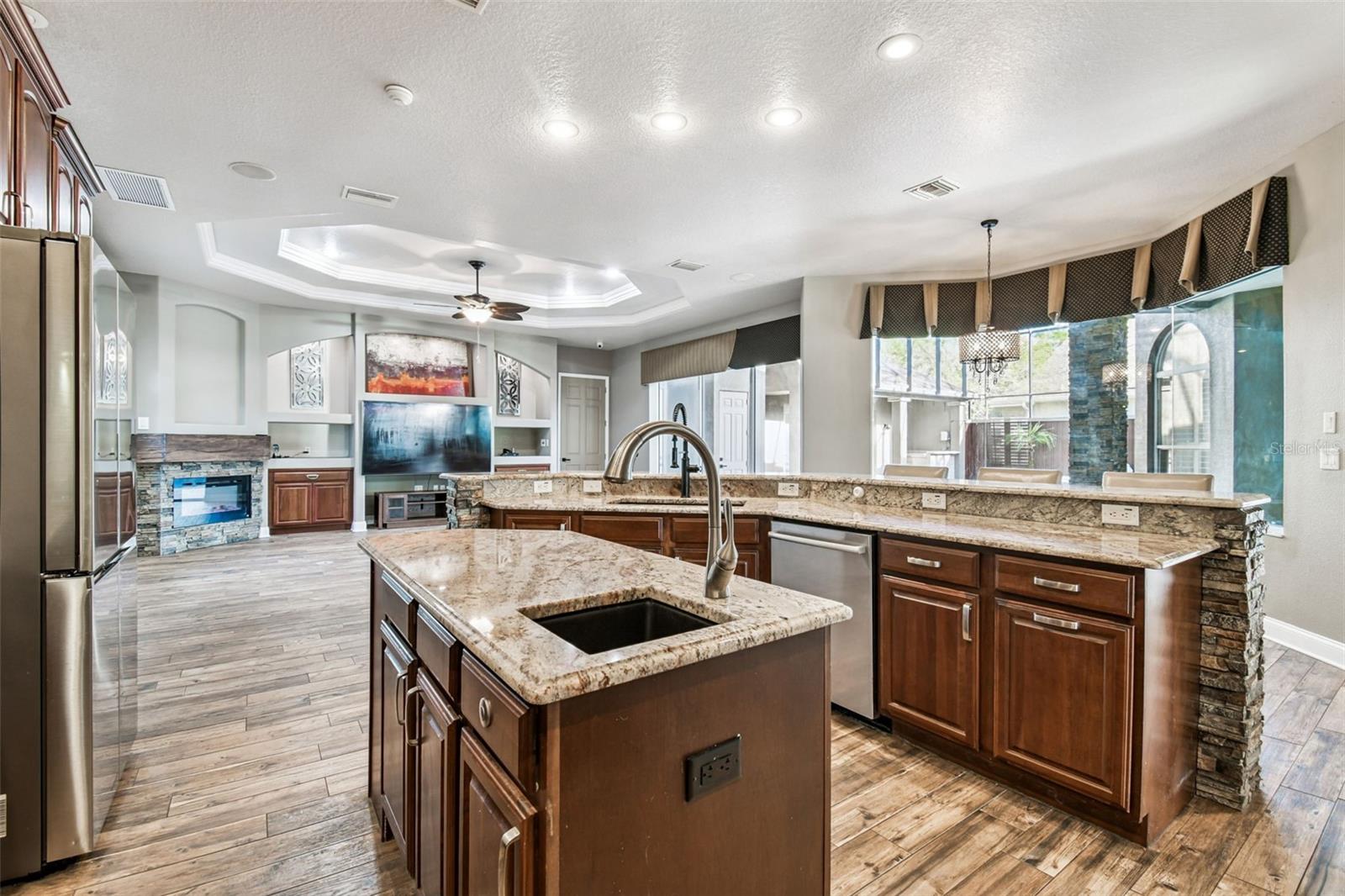 Image 43 of 98 For 1641 Altamont Lane