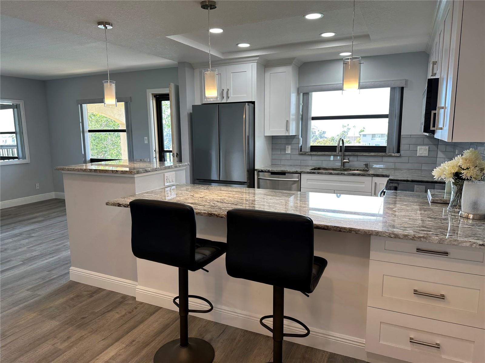 Image 14 of 56 For 12500 Capri Cir N  401