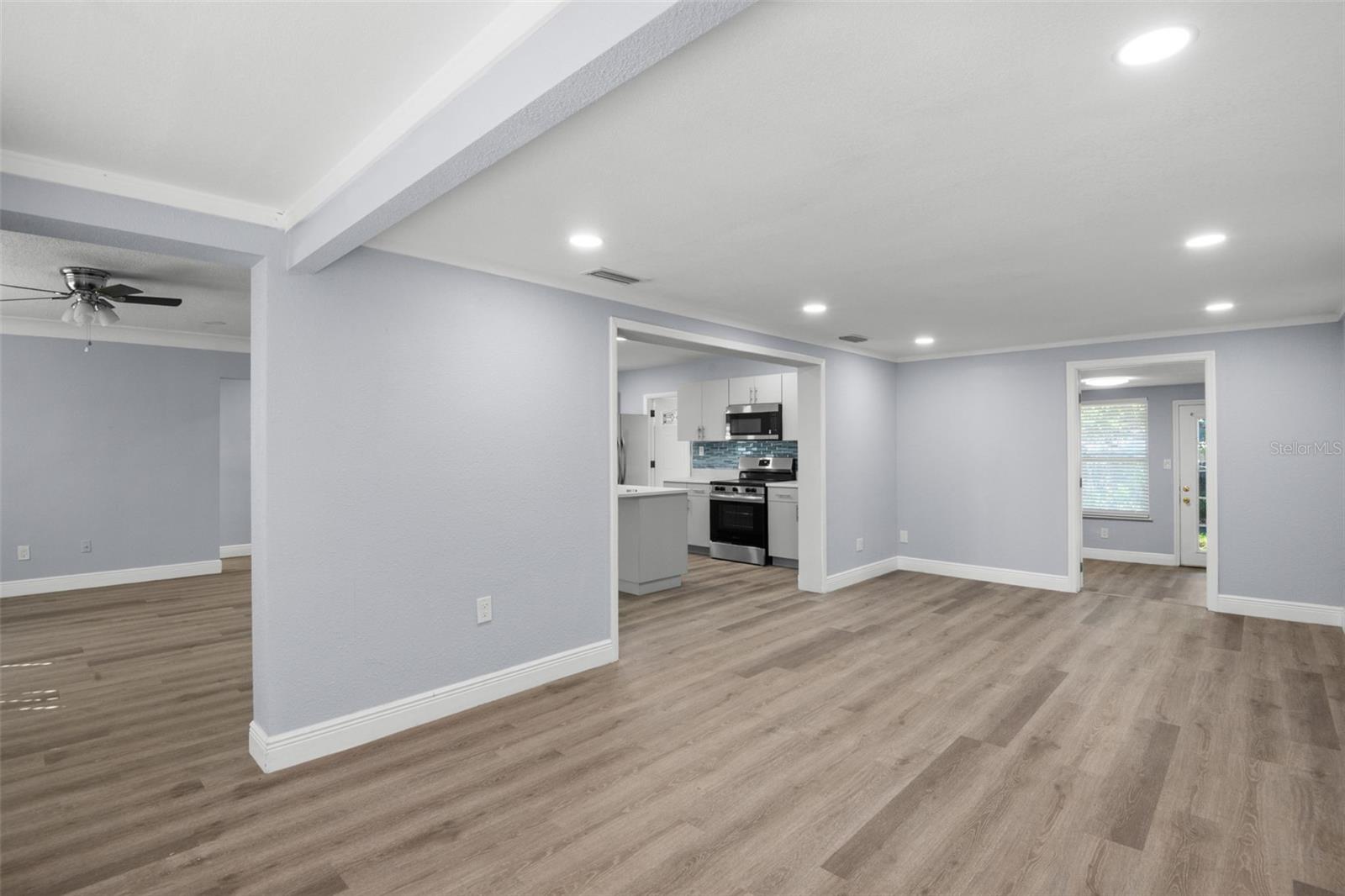 Image 4 of 22 For 914 Chester Drive