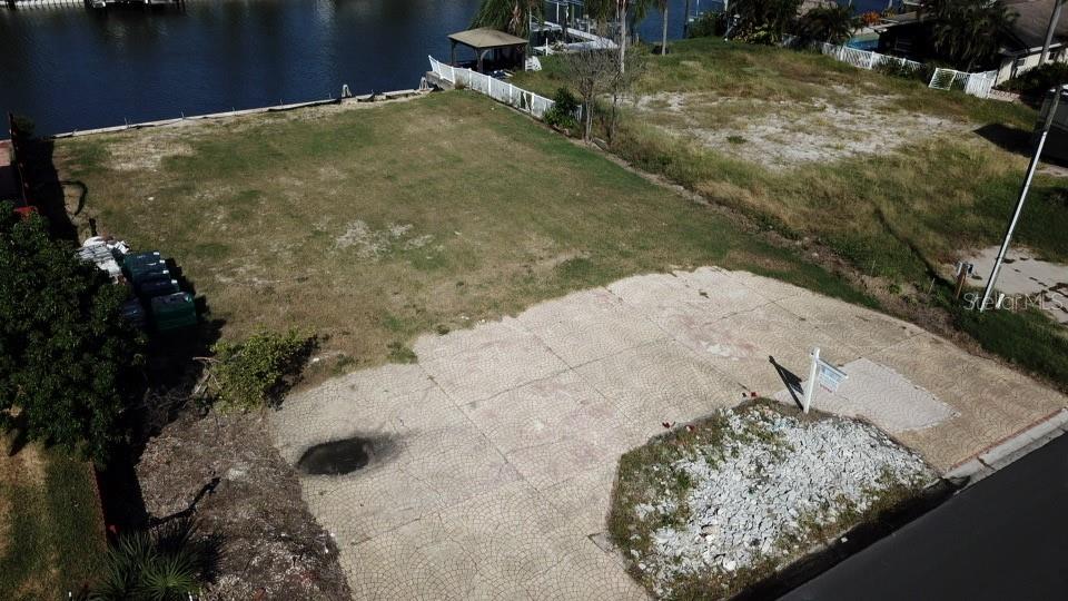 Image 11 of 28 For 3922 Eden Roc Circle