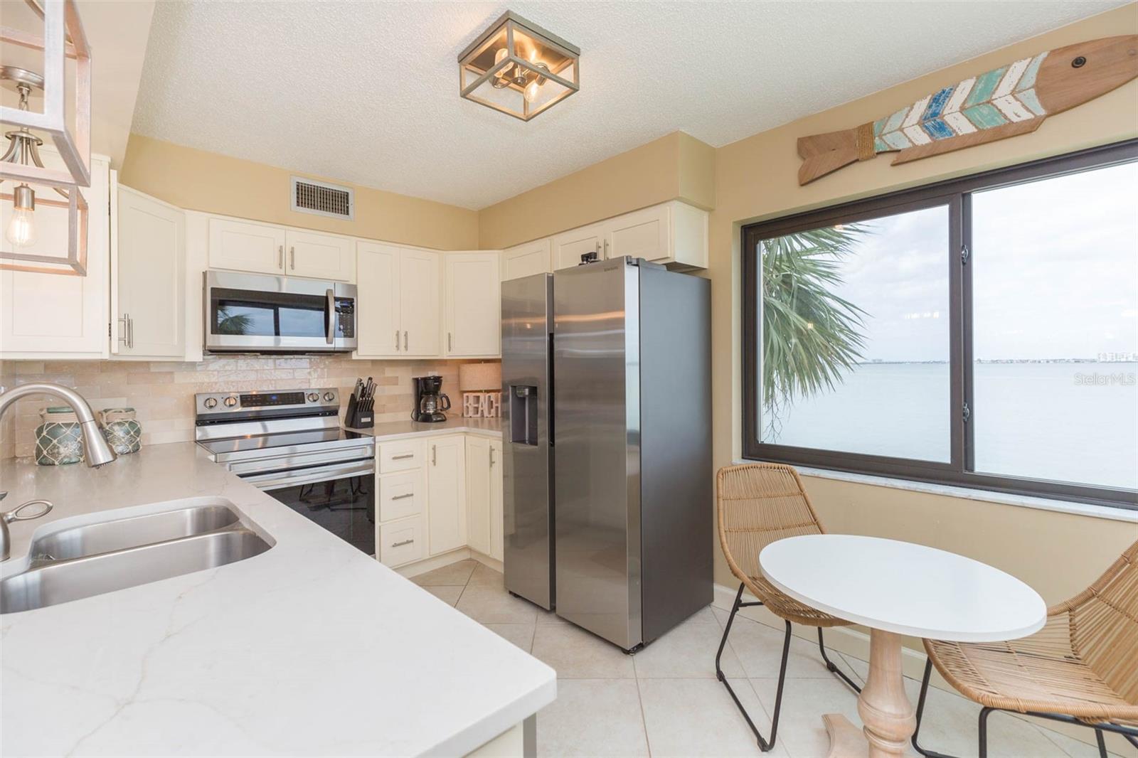 Image 15 of 35 For 5633 Puerta Del Sol Boulevard S 203