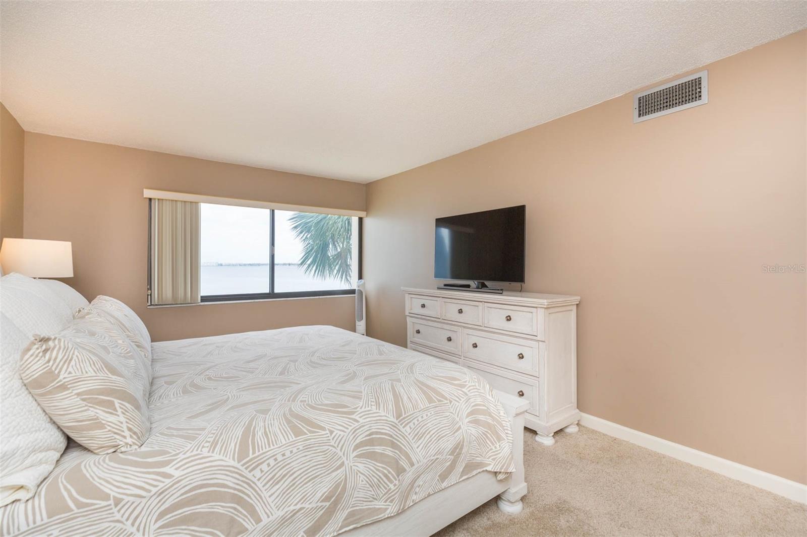 Image 22 of 35 For 5633 Puerta Del Sol Boulevard S 203