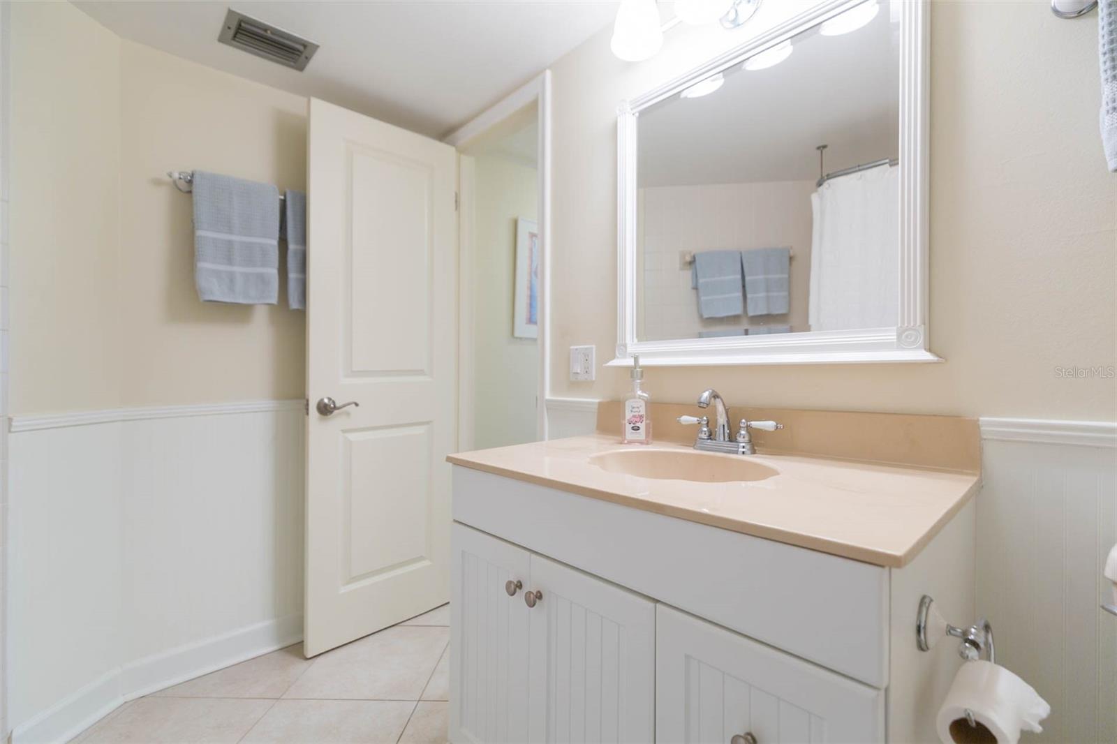 Image 31 of 35 For 5633 Puerta Del Sol Boulevard S 203