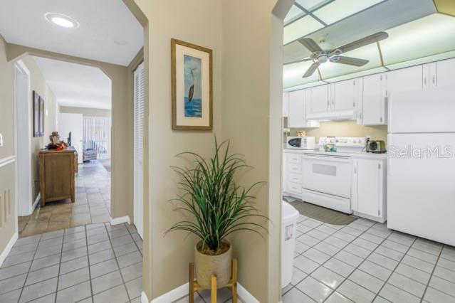 Image 6 of 37 For 8681 Bardmoor Boulevard 208c