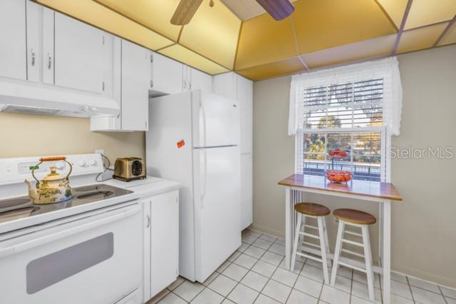 Image 8 of 37 For 8681 Bardmoor Boulevard 208c