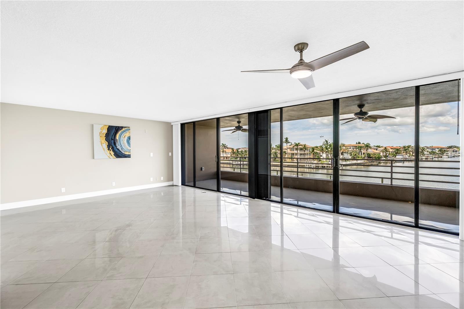 Image 13 of 42 For 2775 Kipps Colony Drive S 204