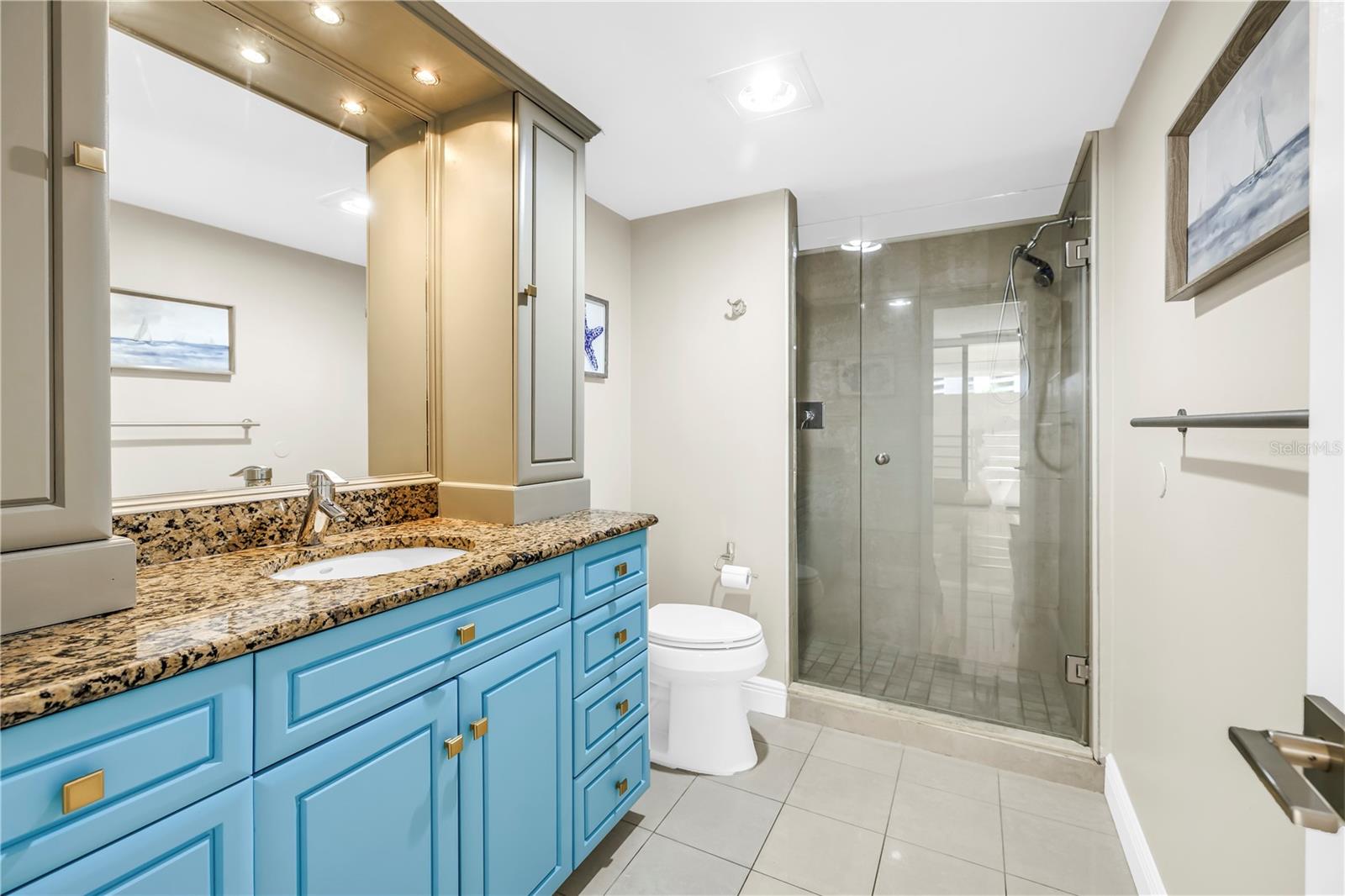 Image 28 of 42 For 2775 Kipps Colony Drive S 204