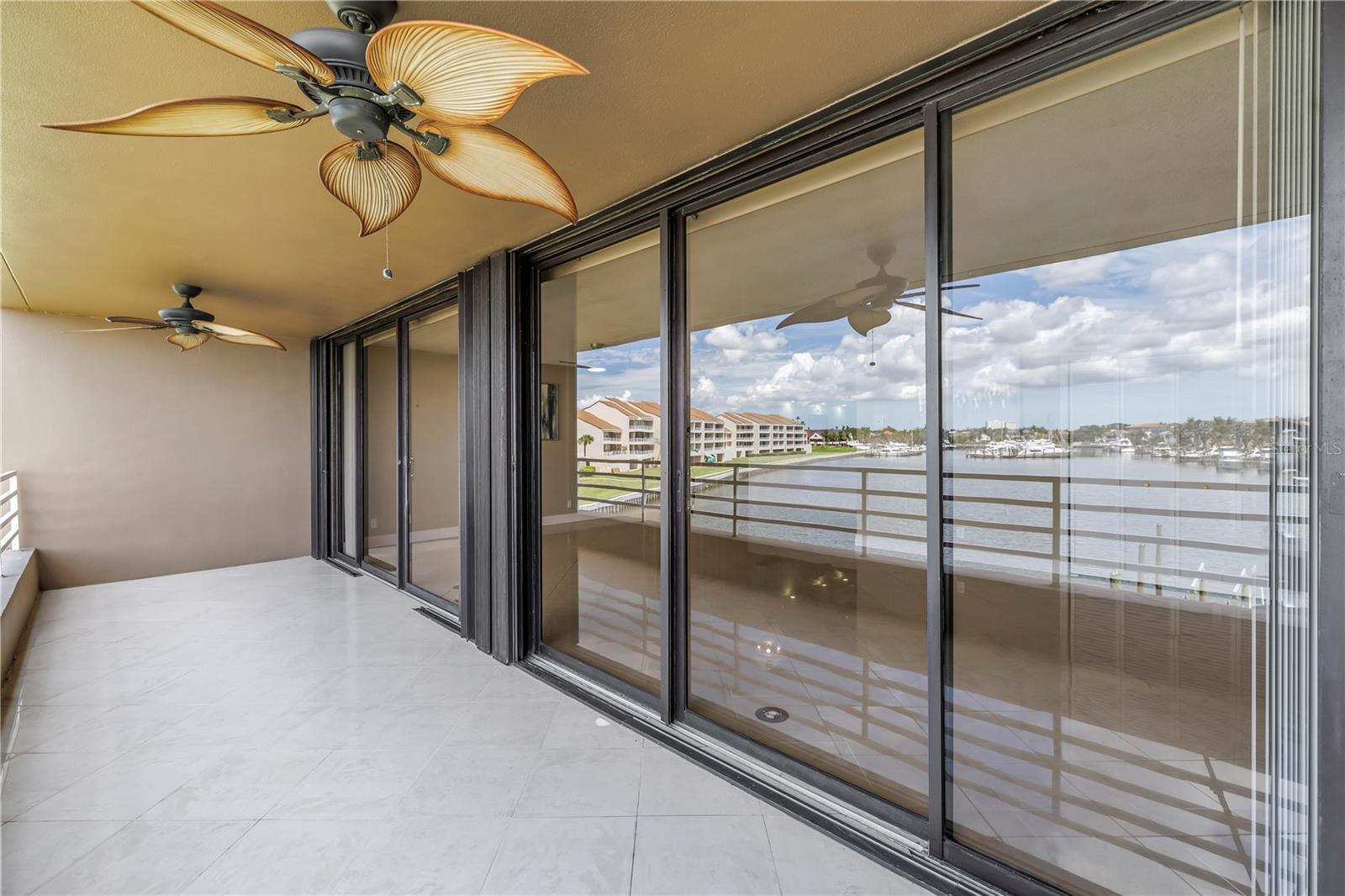 Image 33 of 42 For 2775 Kipps Colony Drive S 204