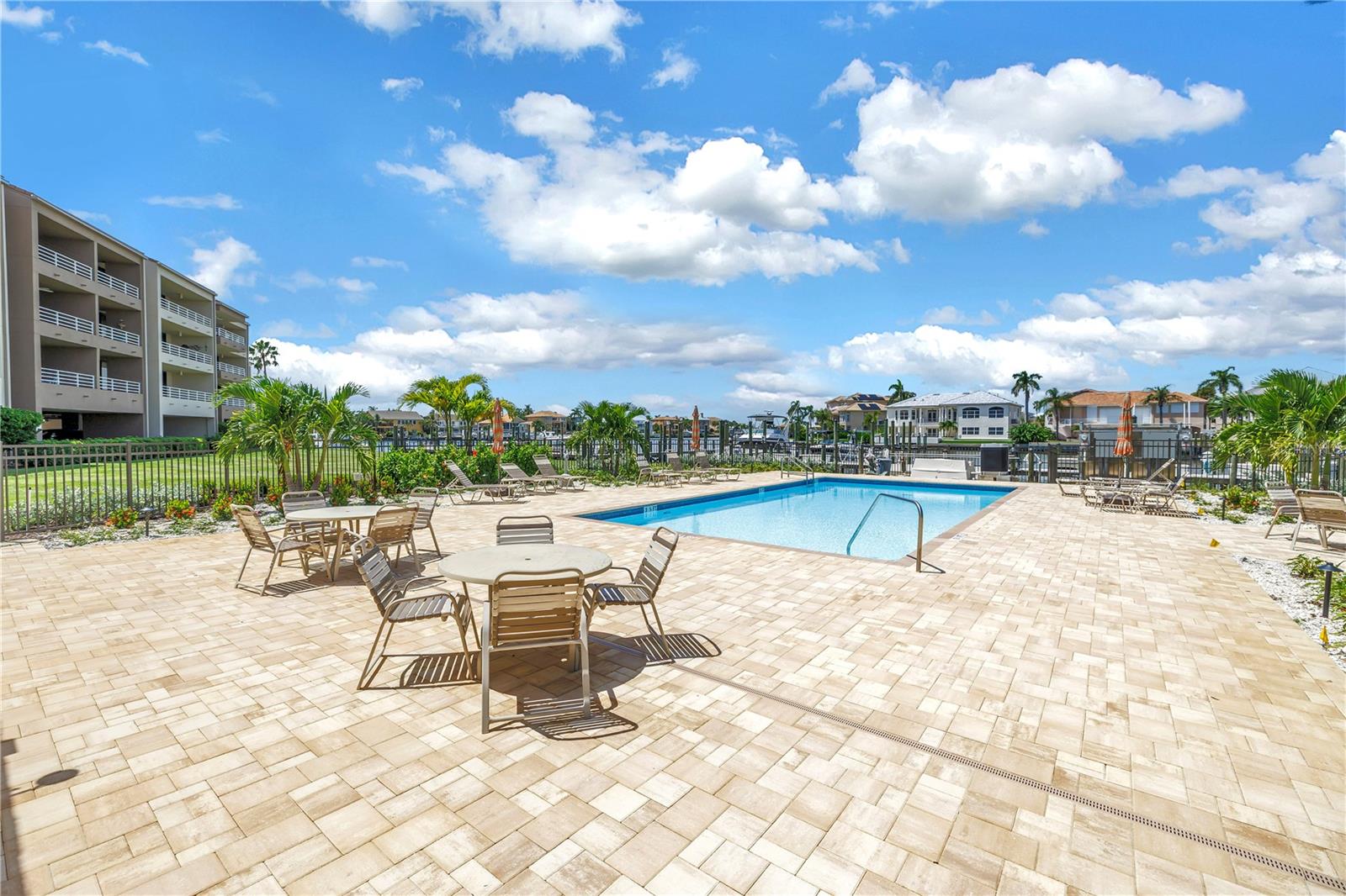 Image 34 of 42 For 2775 Kipps Colony Drive S 204