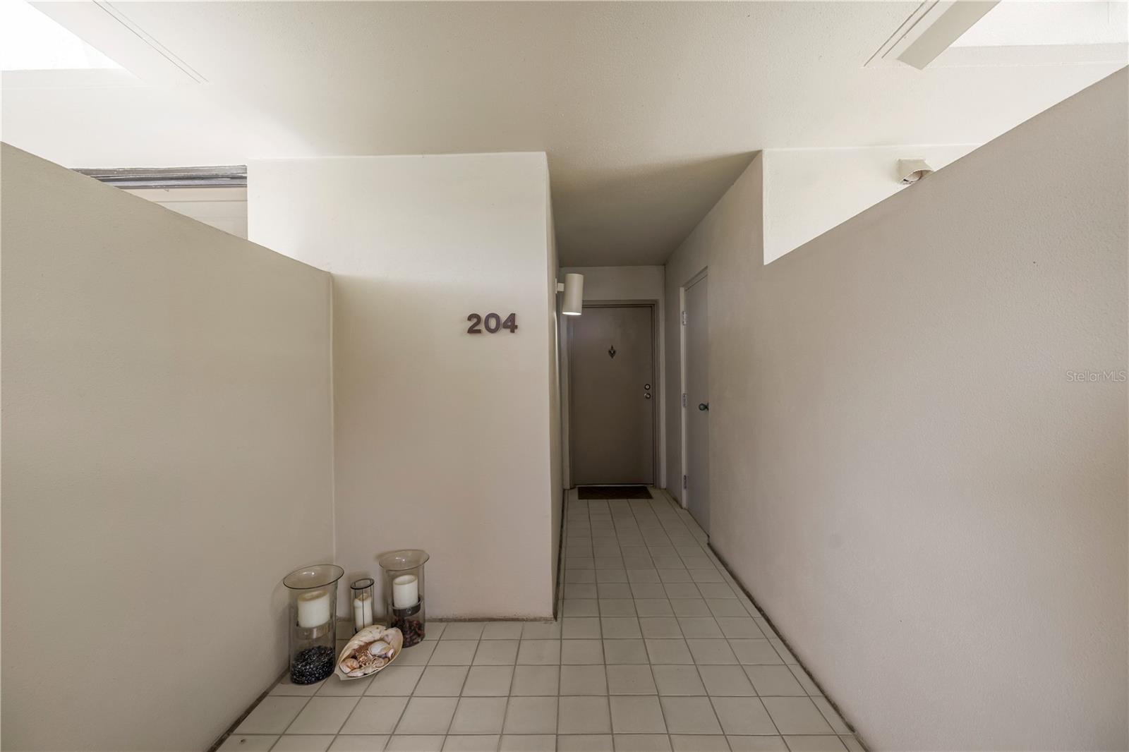Image 4 of 42 For 2775 Kipps Colony Drive S 204