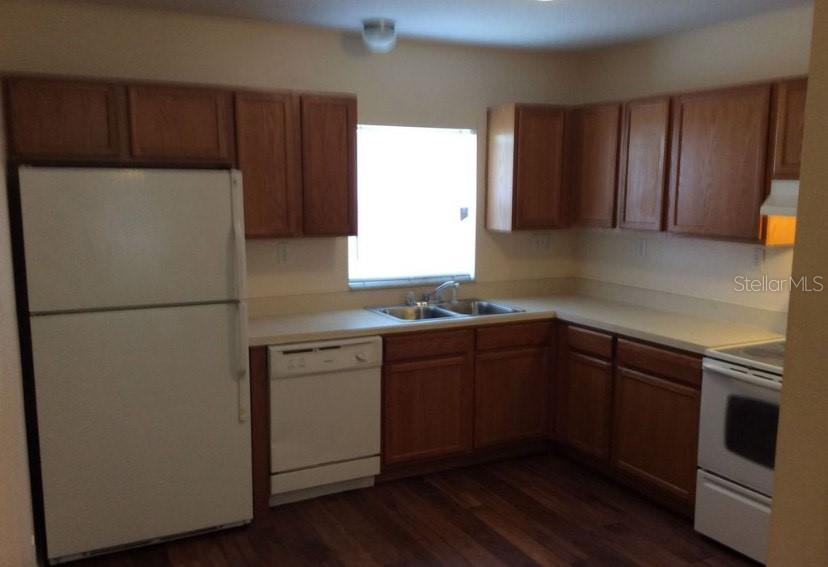 Image 3 of 16 For 5816 Congress Street 101