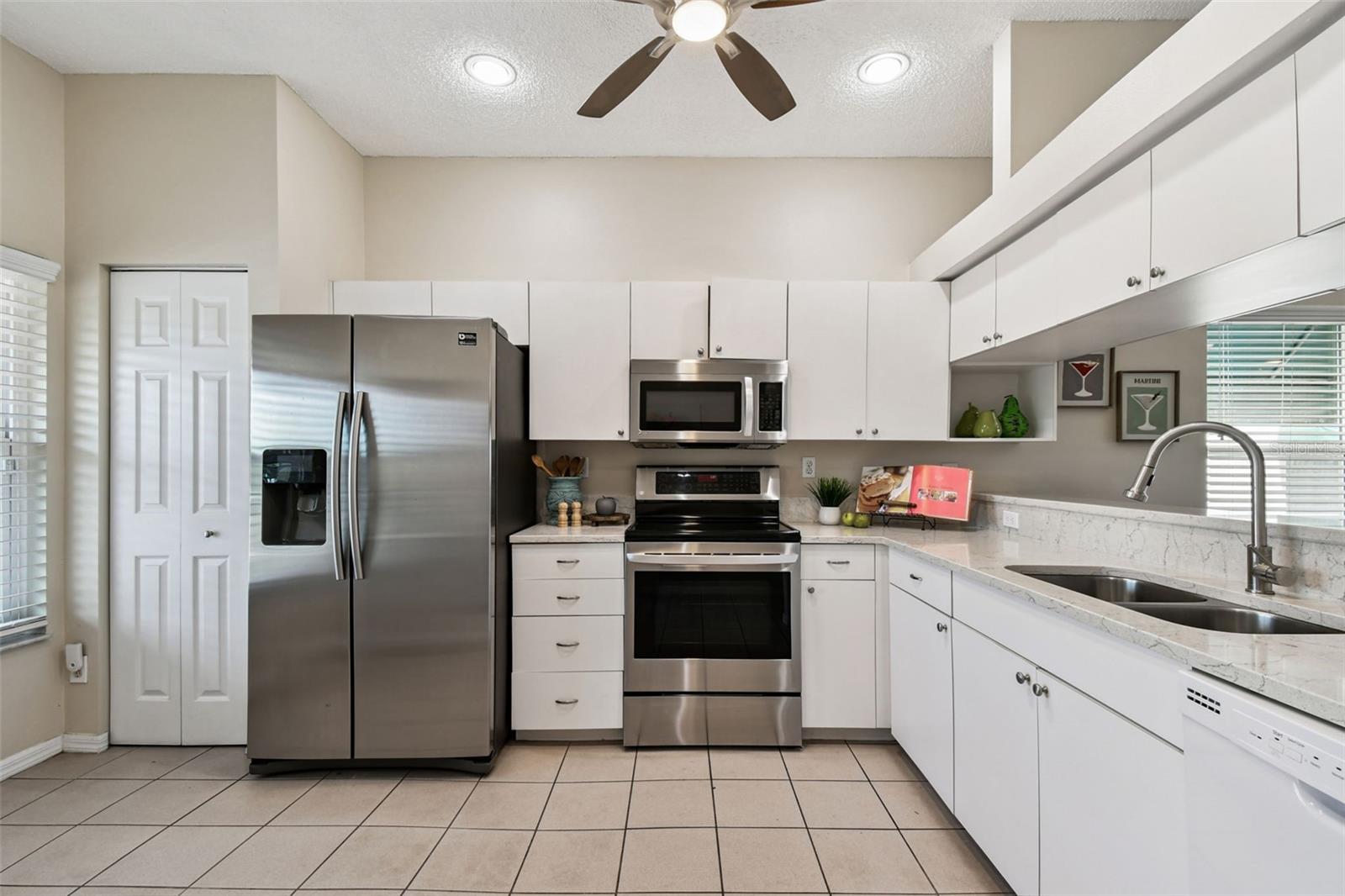 Image 13 of 82 For 6465 99th Way N 17a