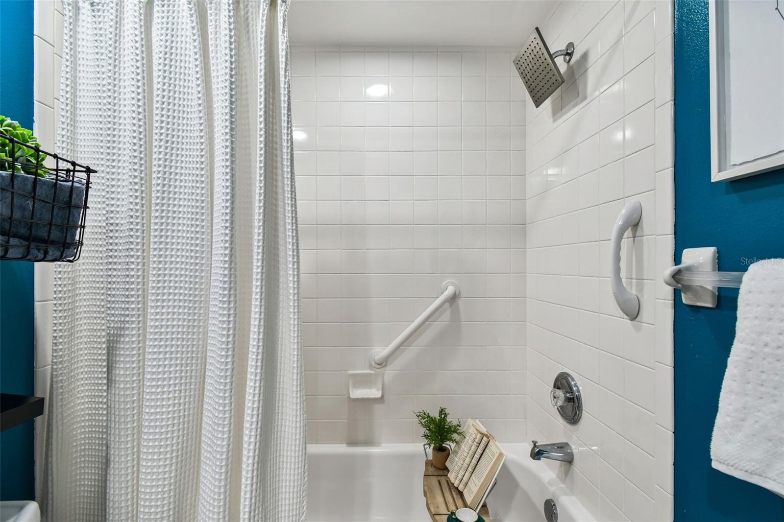Image 52 of 82 For 6465 99th Way N 17a