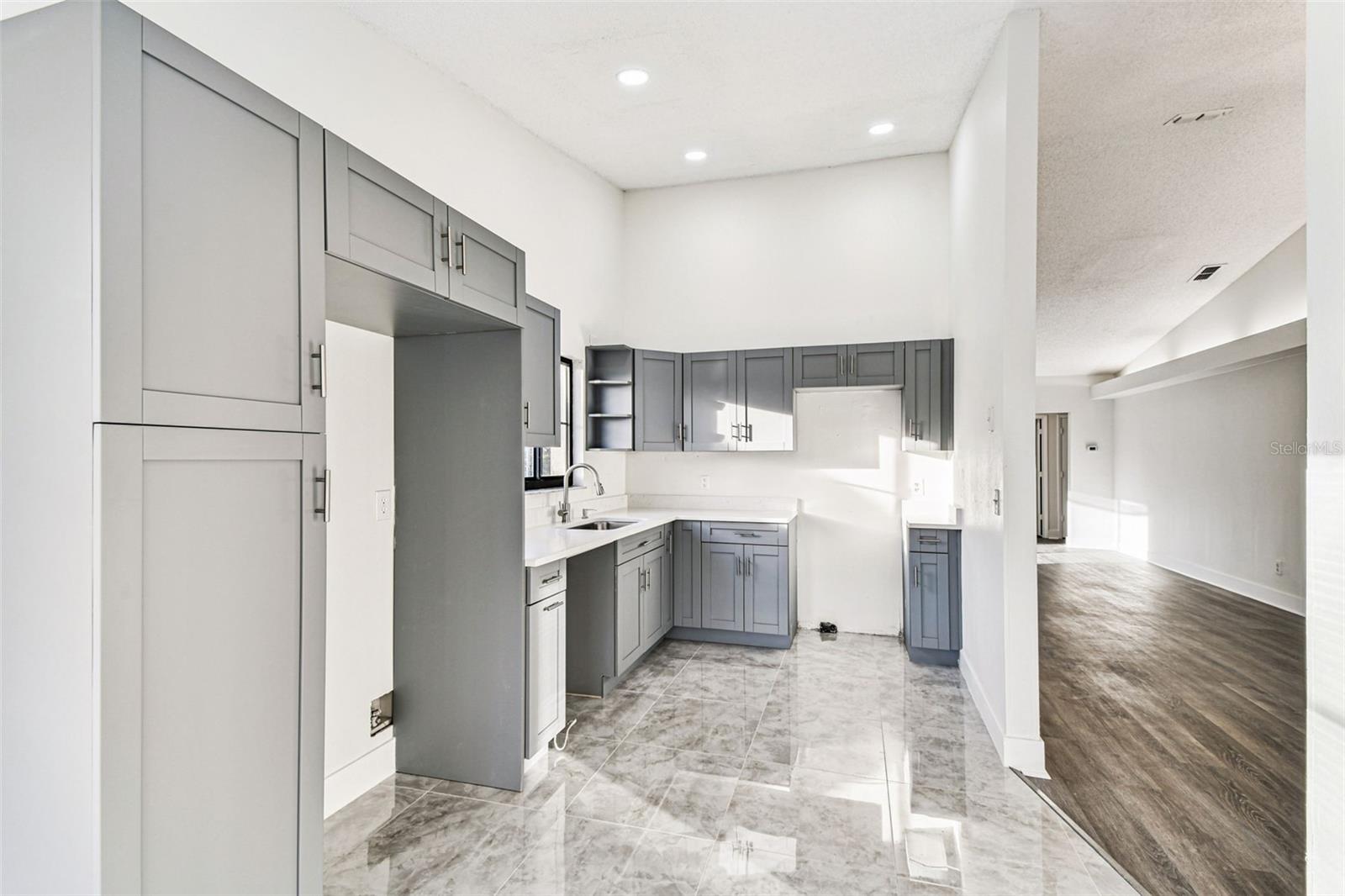 Image 41 of 86 For 1734 Rumar Lane