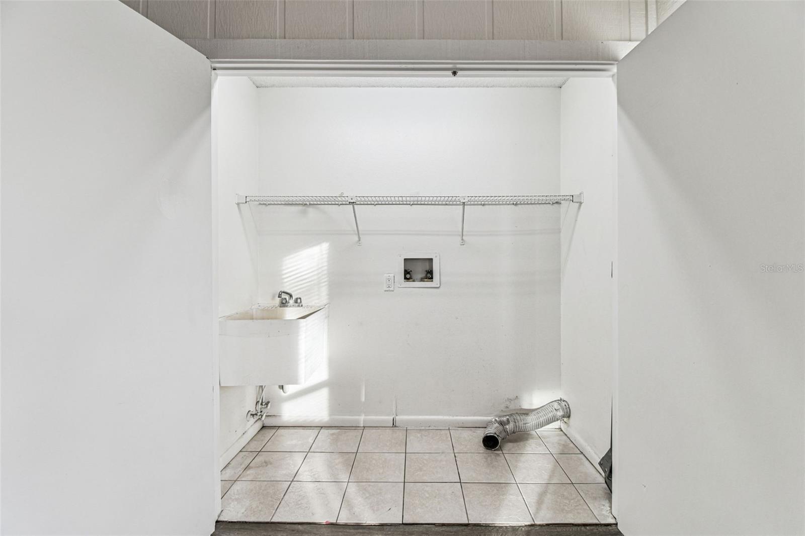 Image 60 of 86 For 1734 Rumar Lane