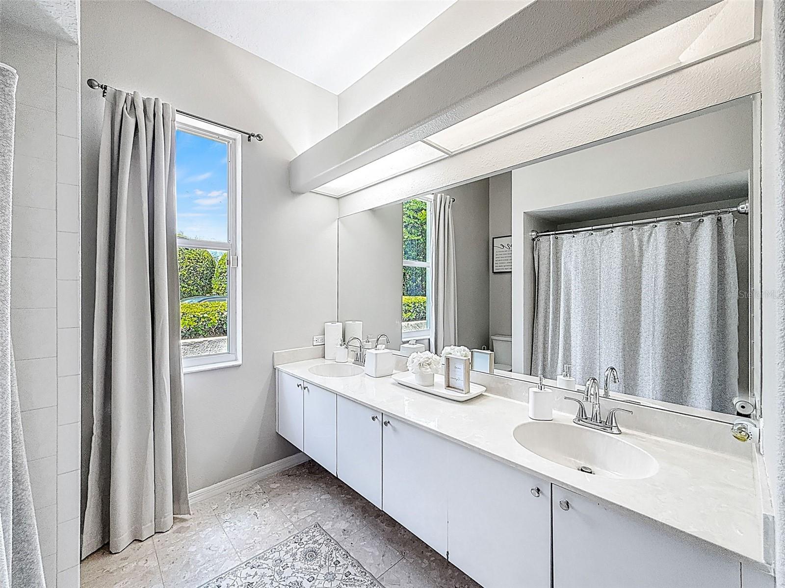 Image 30 of 51 For 30400 Fairway Drive