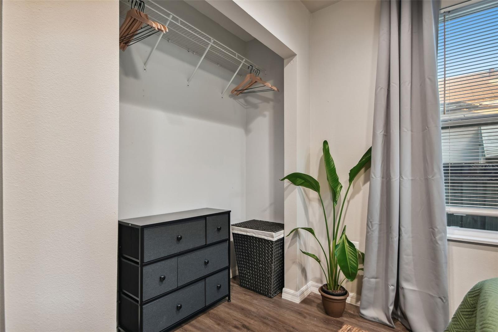 Image 14 of 39 For 2310 30th Avenue N