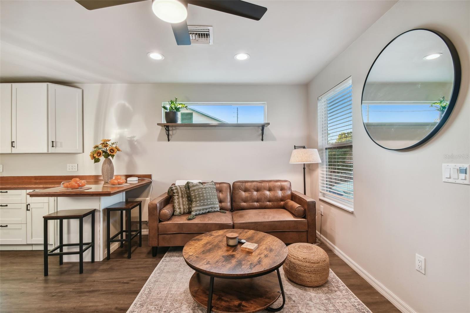 Image 4 of 39 For 2310 30th Avenue N