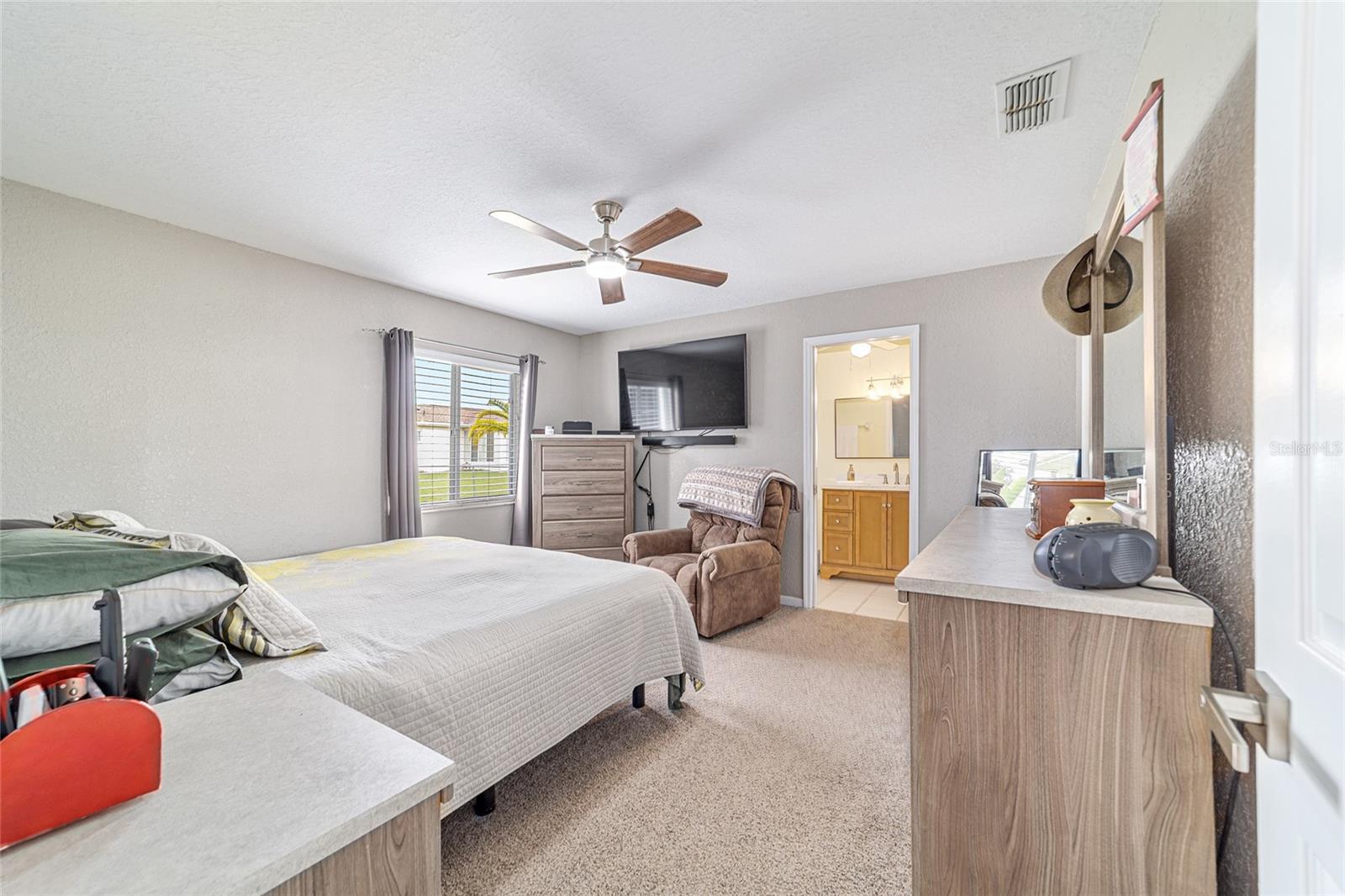 Image 34 of 77 For 9849 61st Court