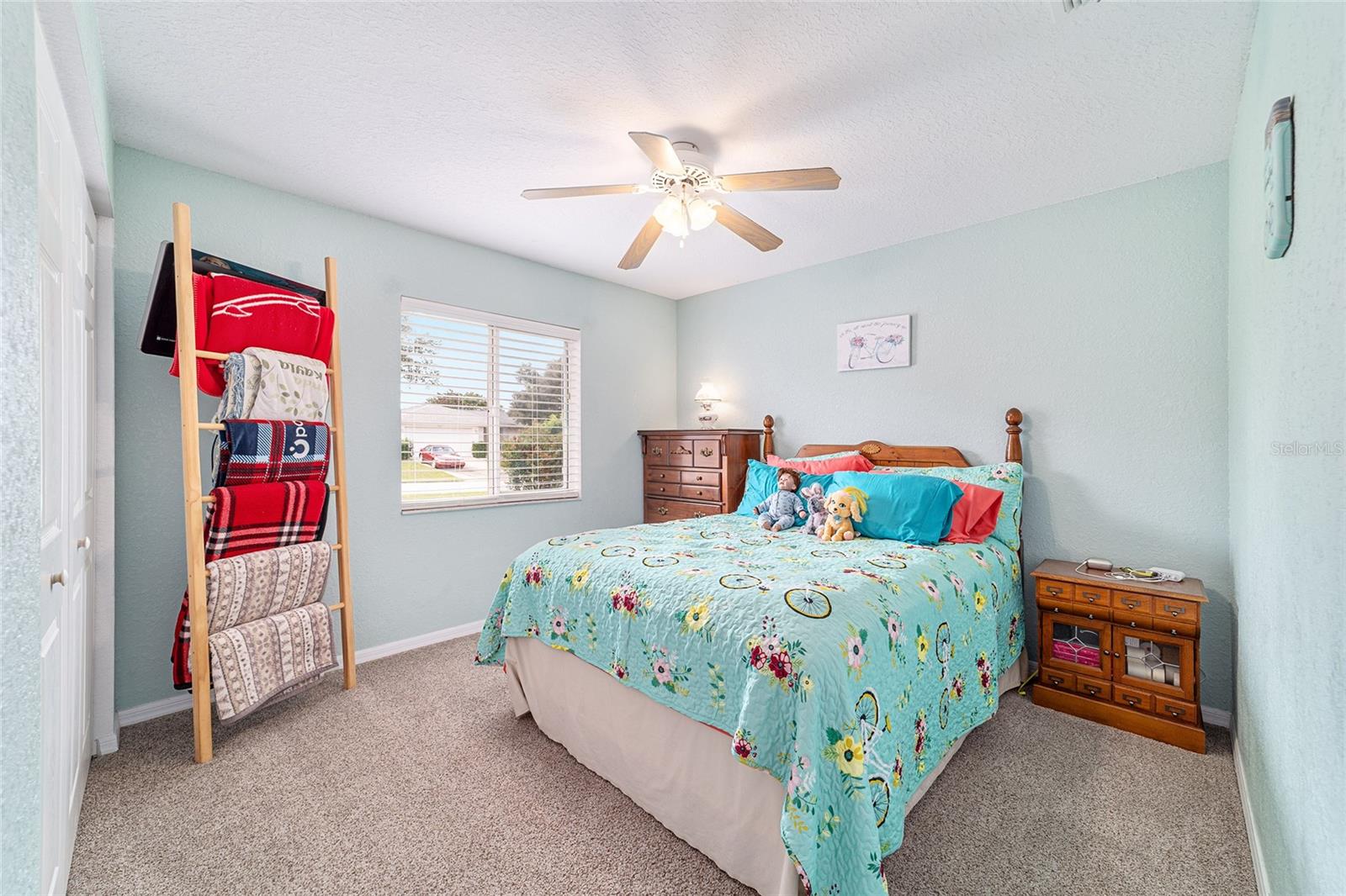 Image 43 of 77 For 9849 61st Court