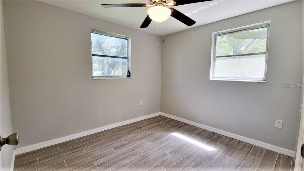 Image 7 of 11 For 5320 Pine Street B