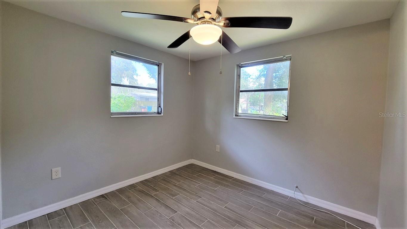 Image 9 of 11 For 5320 Pine Street B
