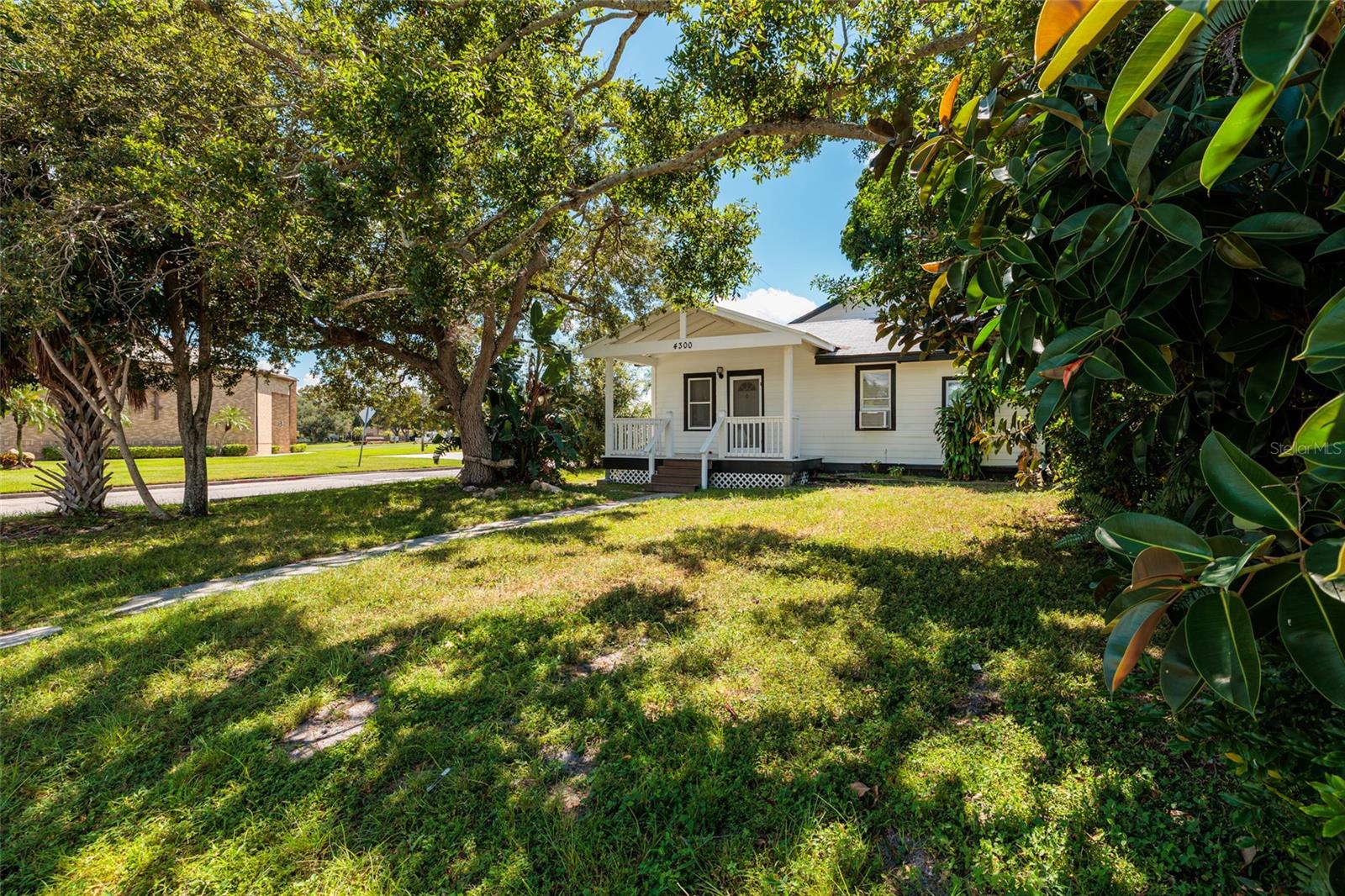 Image 2 of 34 For 4300 14th Avenue N