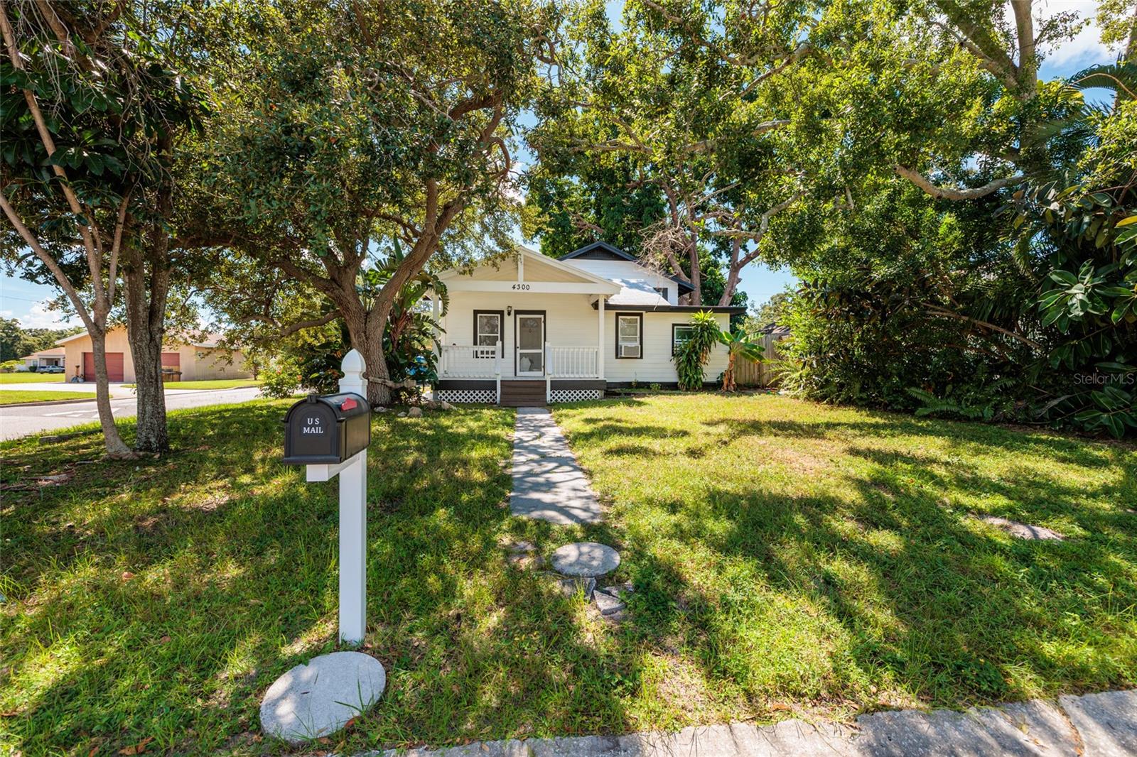 Image 21 of 34 For 4300 14th Avenue N