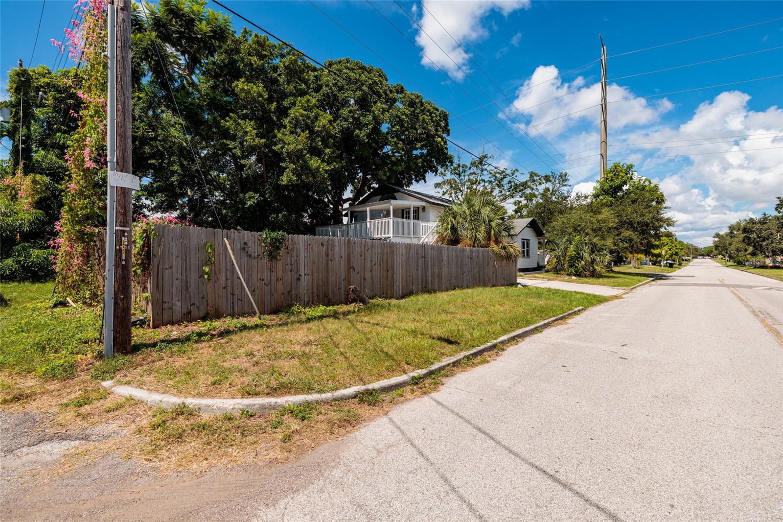 Image 32 of 34 For 4300 14th Avenue N