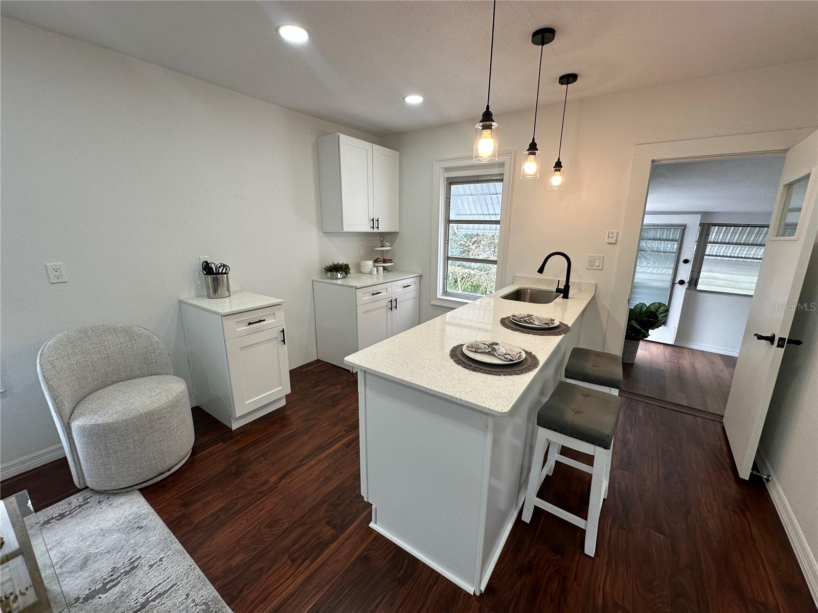 Image 7 of 12 For 6506 Wellington Avenue B