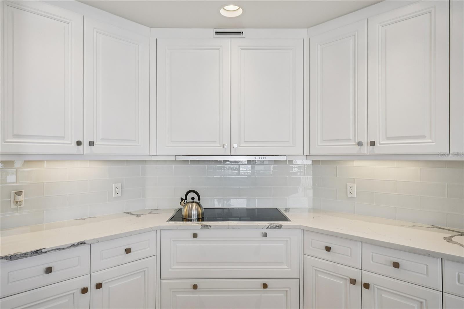 Image 12 of 79 For 5823 Bowen Daniel Drive 902