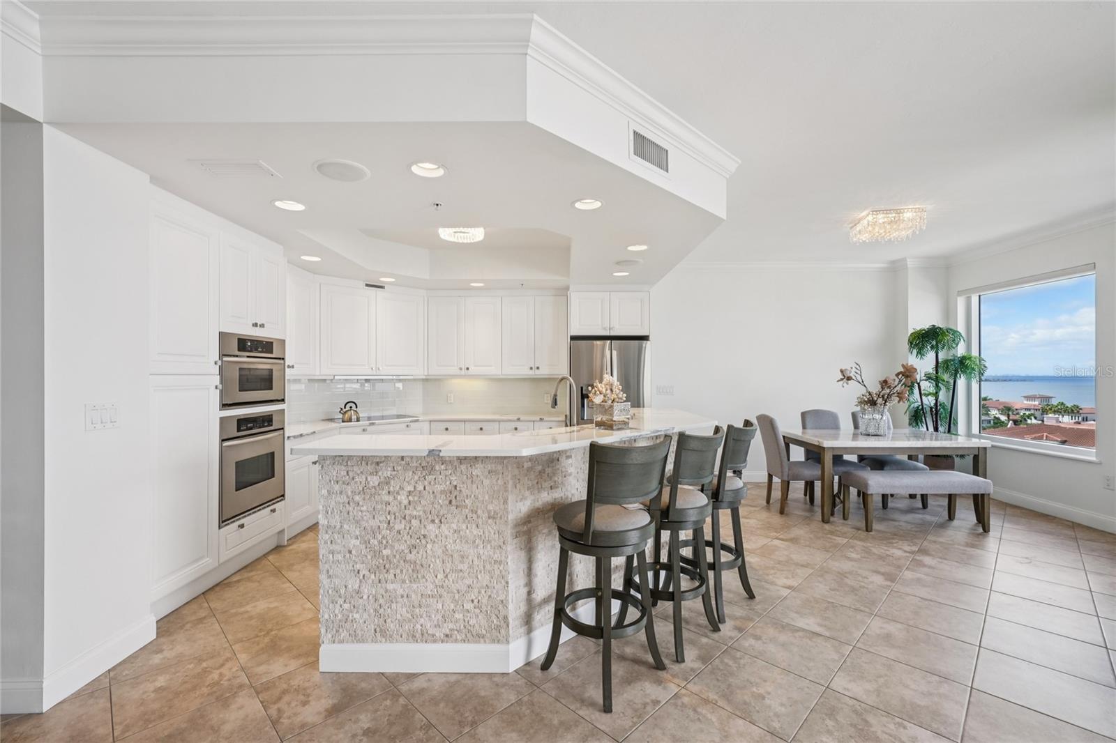 Image 13 of 79 For 5823 Bowen Daniel Drive 902