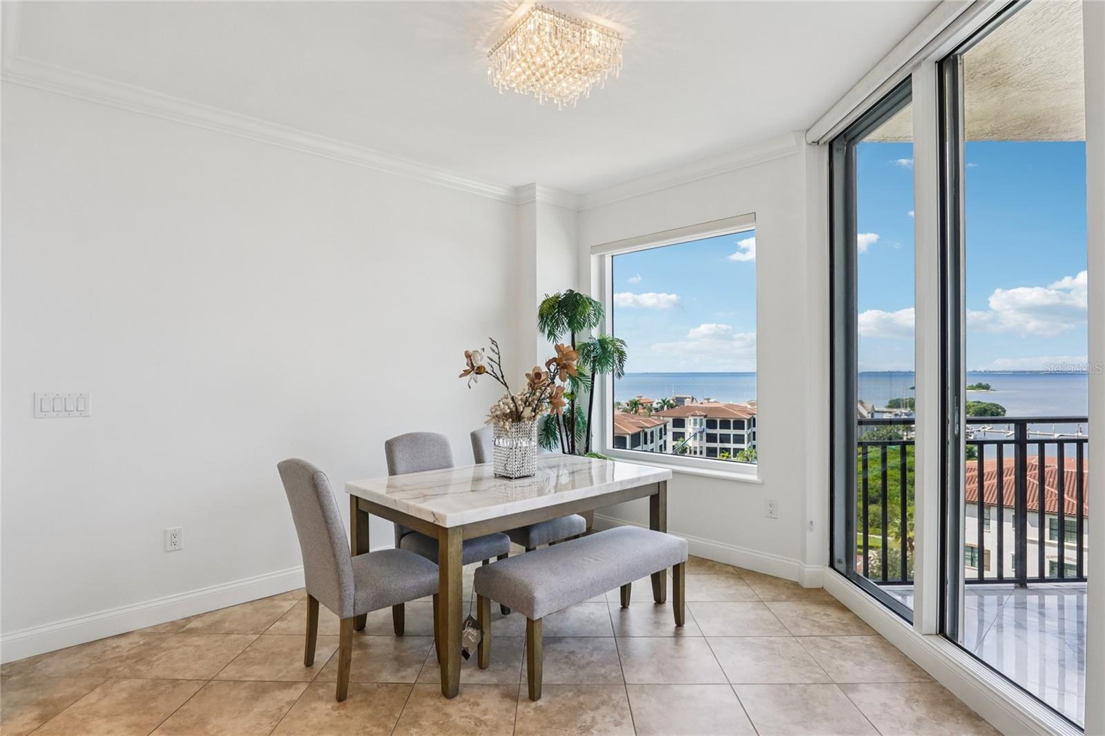 Image 14 of 79 For 5823 Bowen Daniel Drive 902