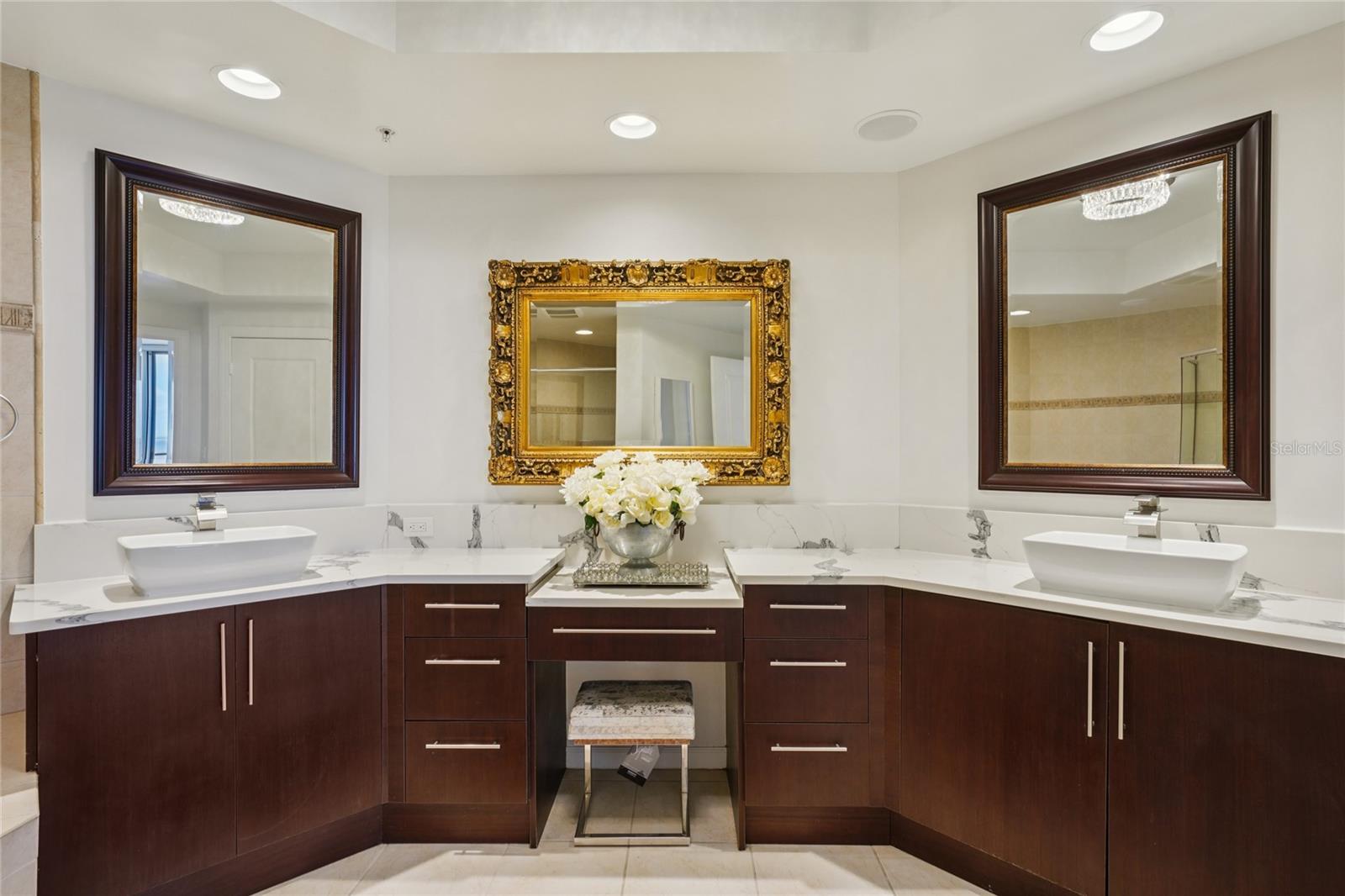 Image 28 of 79 For 5823 Bowen Daniel Drive 902