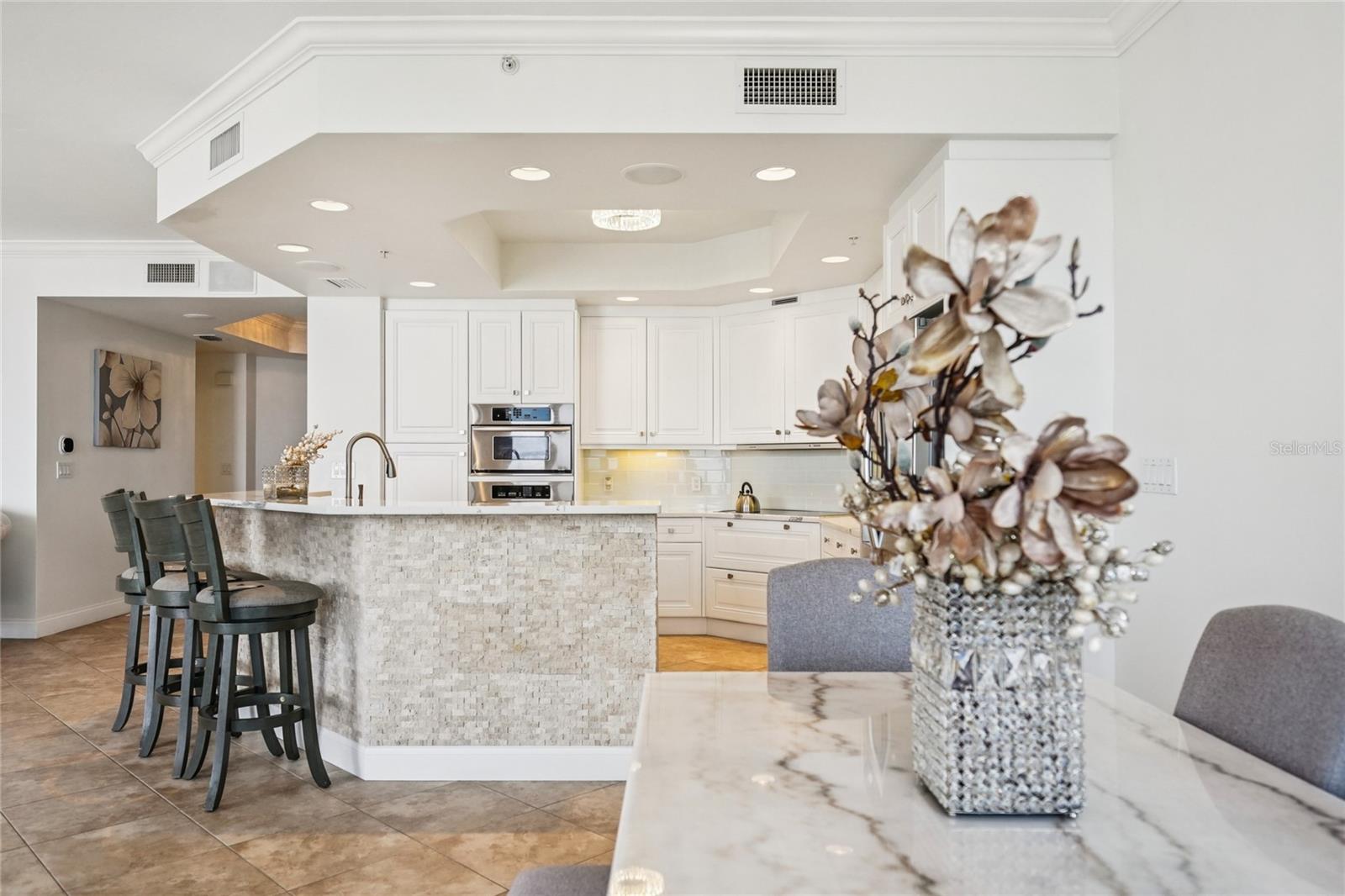 Image 8 of 79 For 5823 Bowen Daniel Drive 902