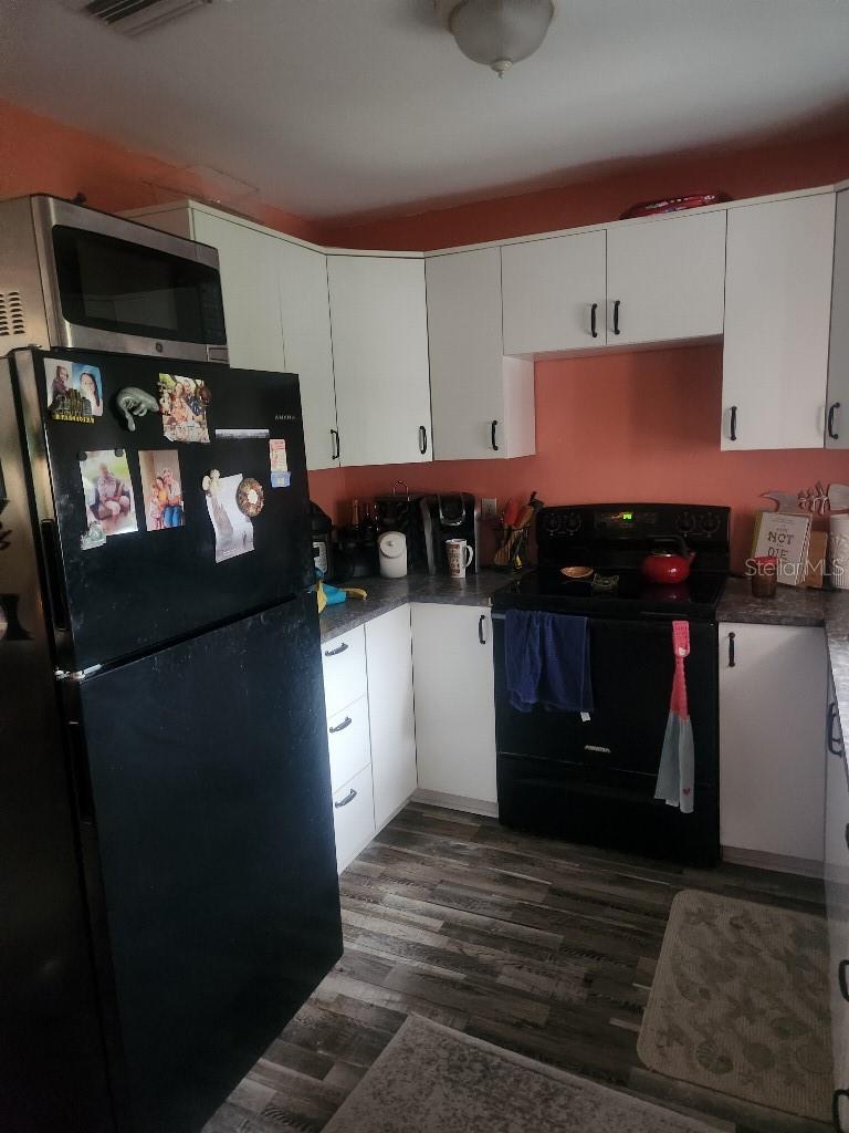 Image 15 of 15 For 10698 106th Street