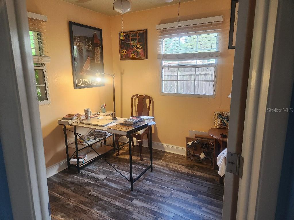 Image 3 of 15 For 10698 106th Street