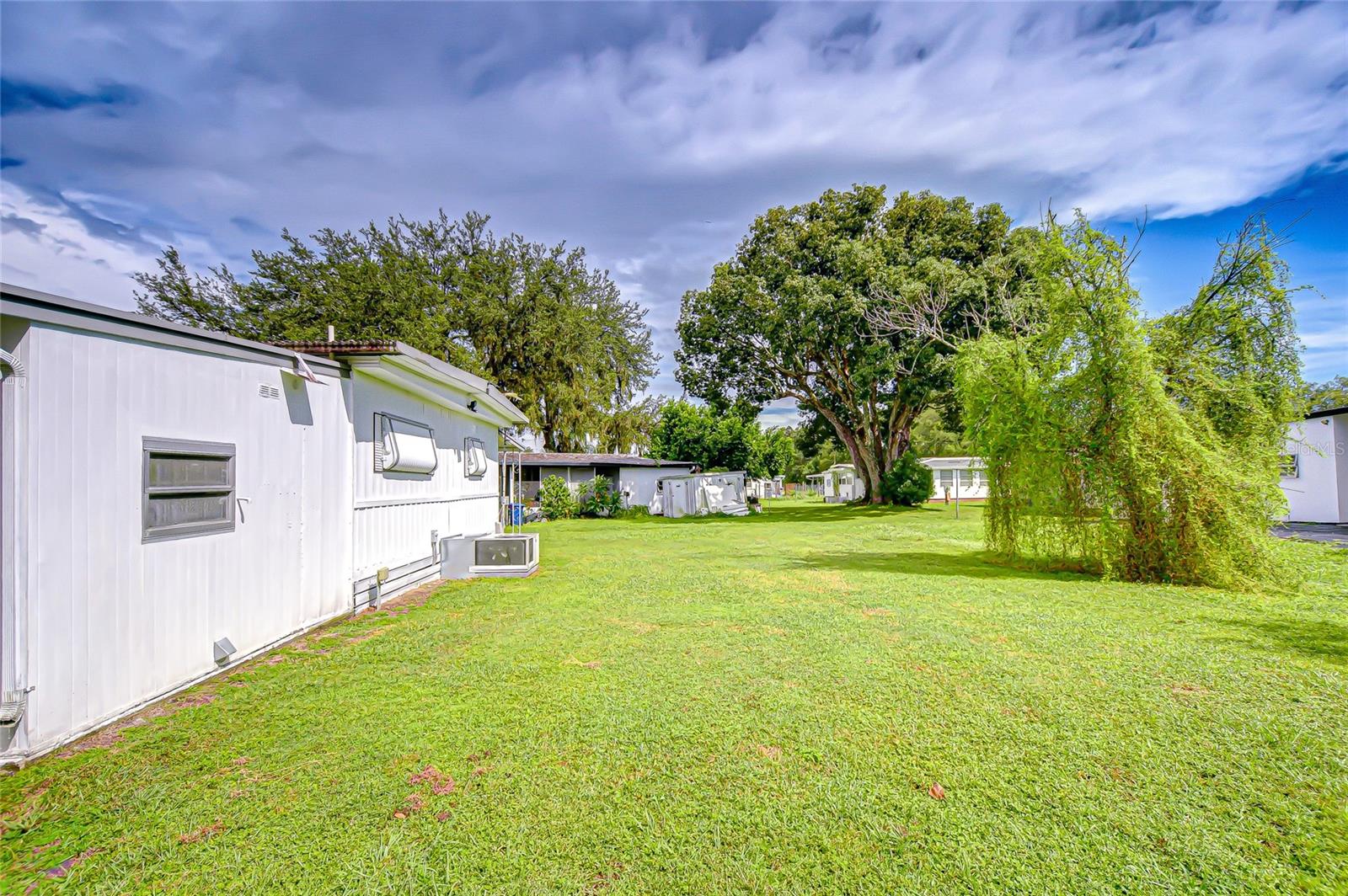 Image 12 of 49 For 37930 Date Palm Drive