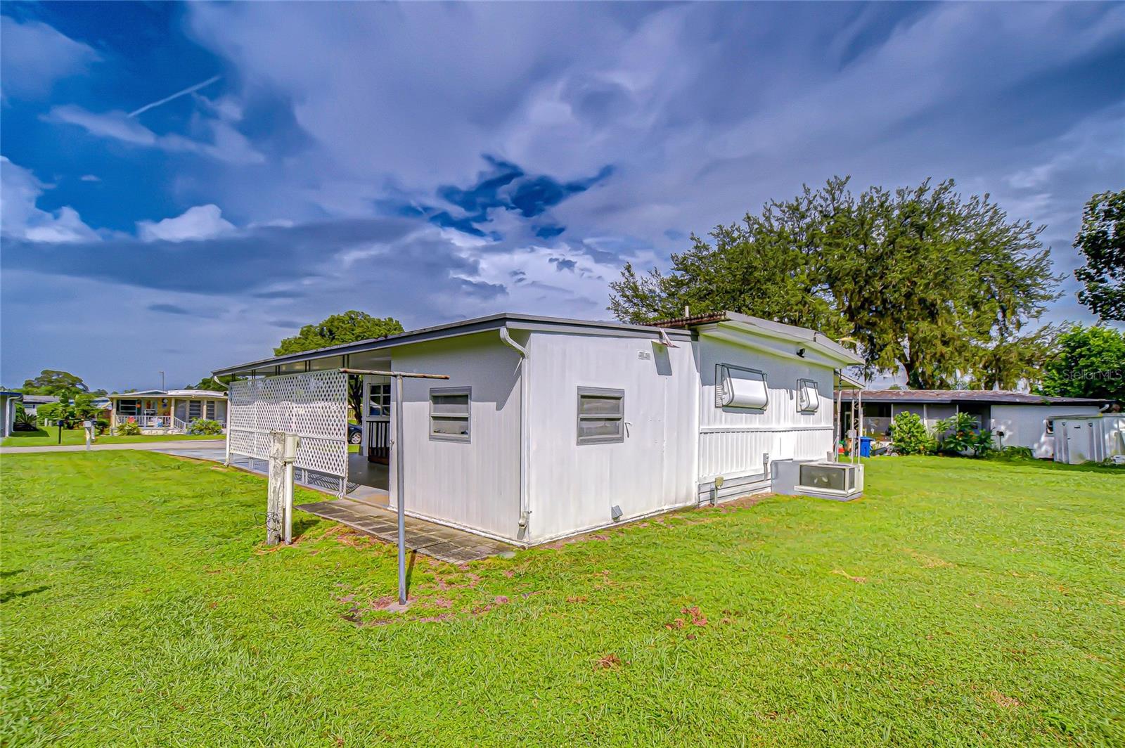 Image 13 of 49 For 37930 Date Palm Drive