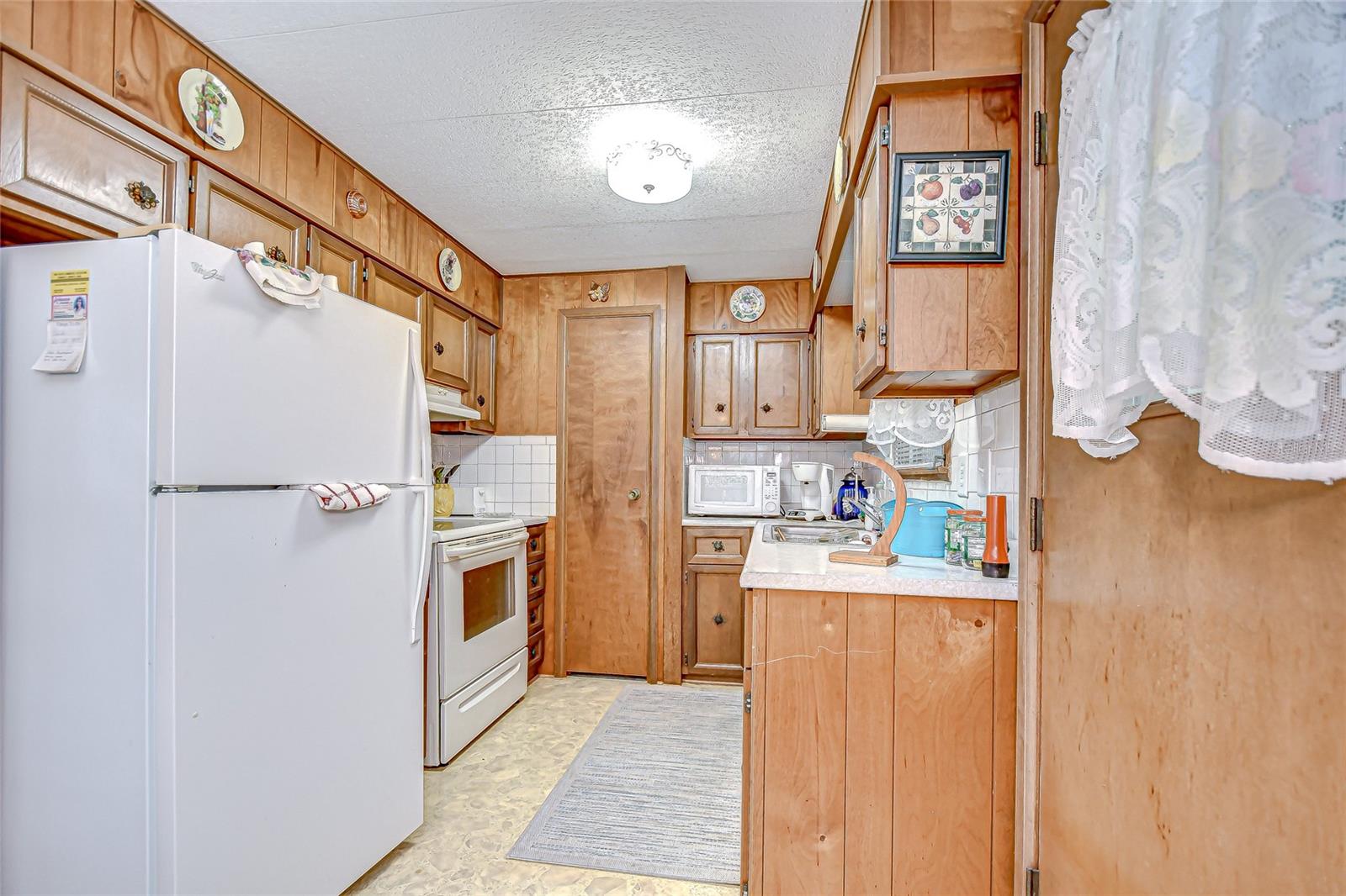 Image 24 of 49 For 37930 Date Palm Drive
