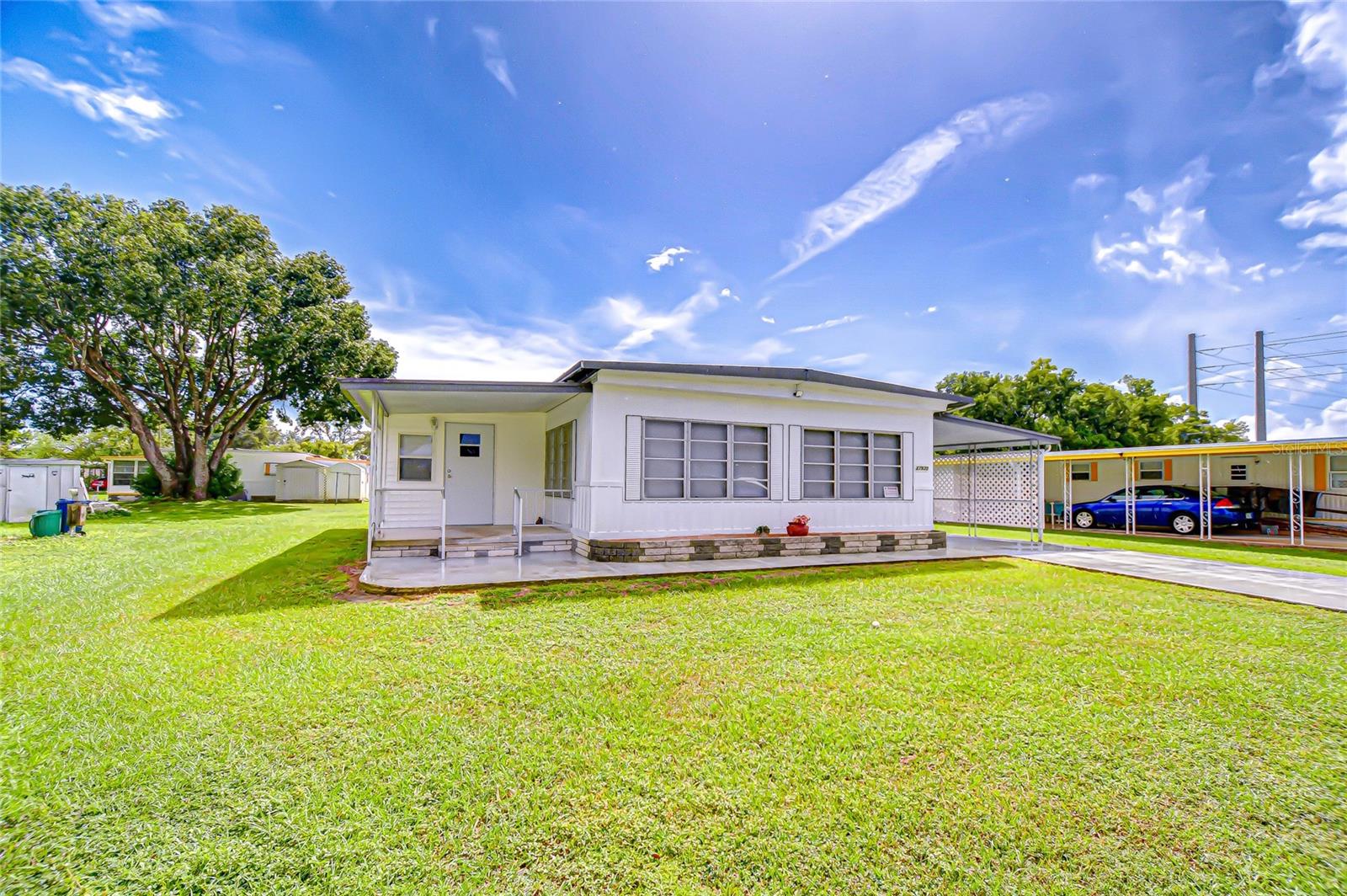 Image 4 of 49 For 37930 Date Palm Drive