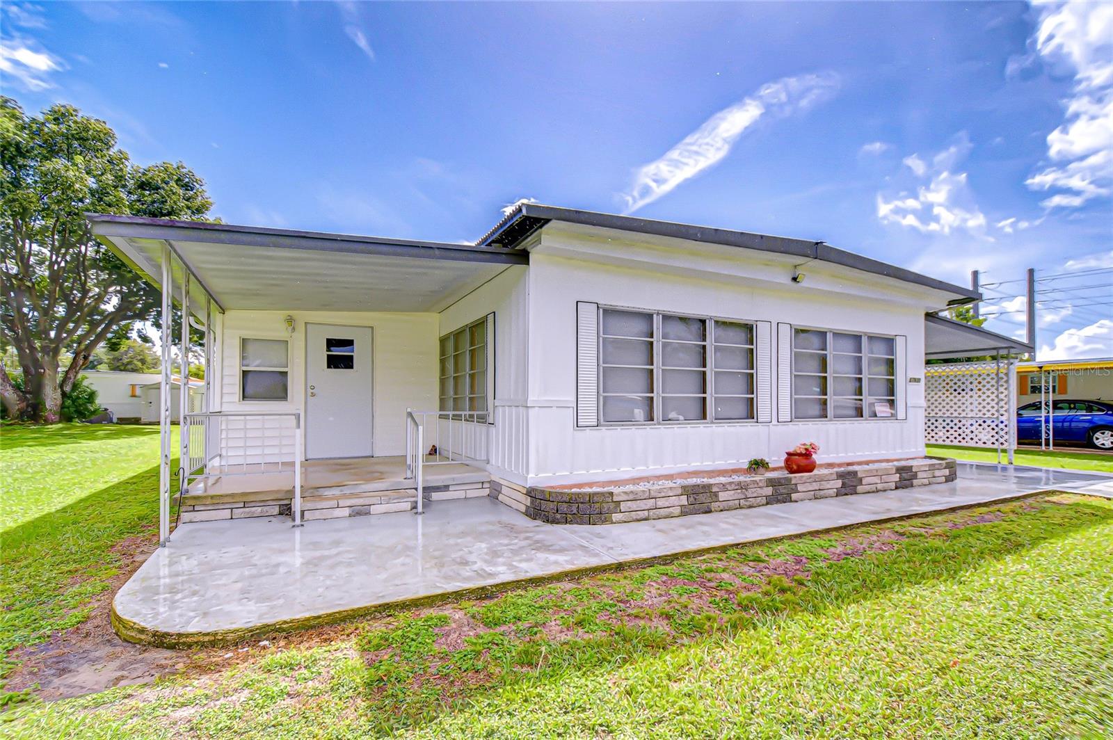 Image 6 of 49 For 37930 Date Palm Drive