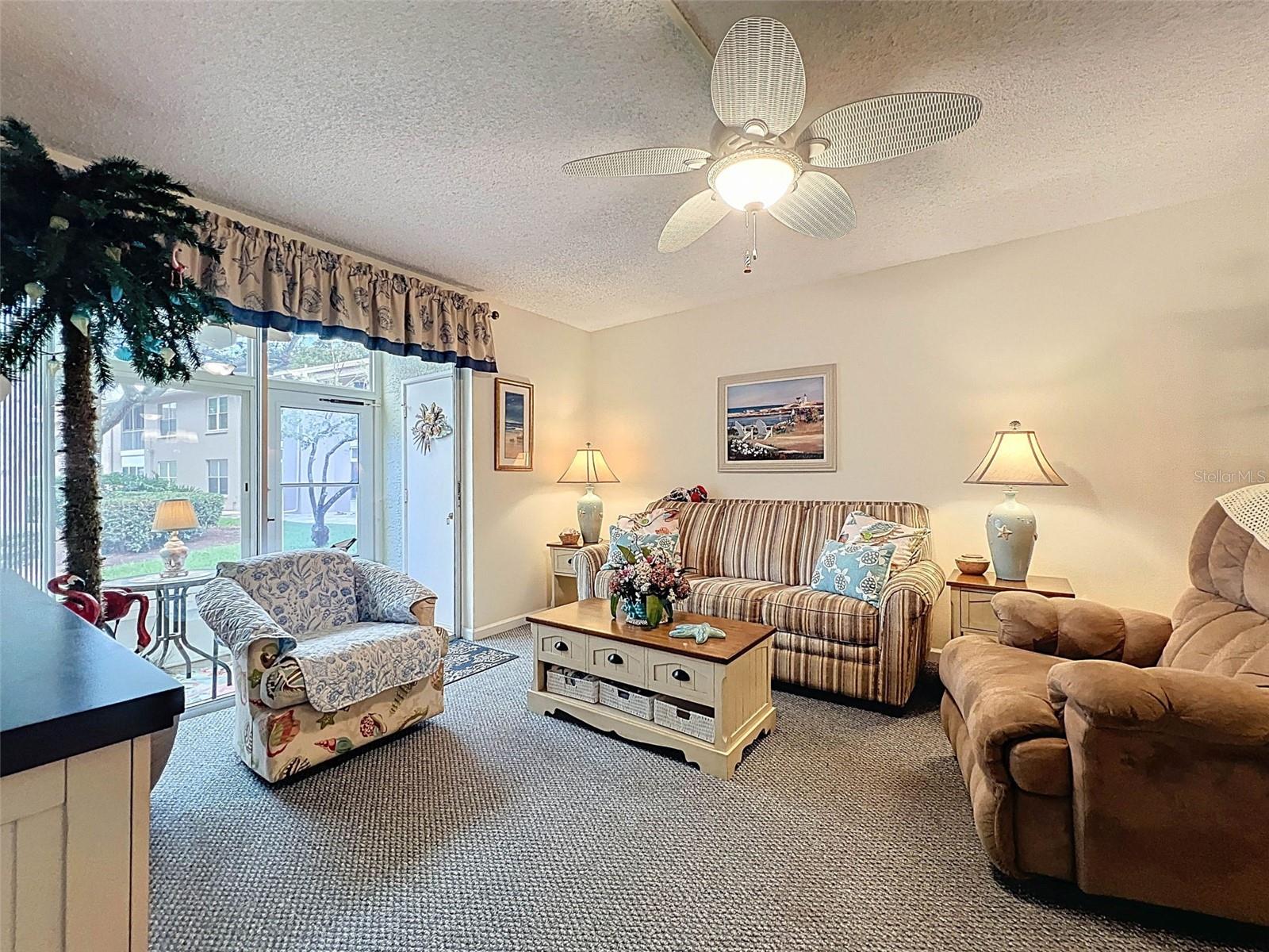 Image 4 of 24 For 6433 Tina Drive 12