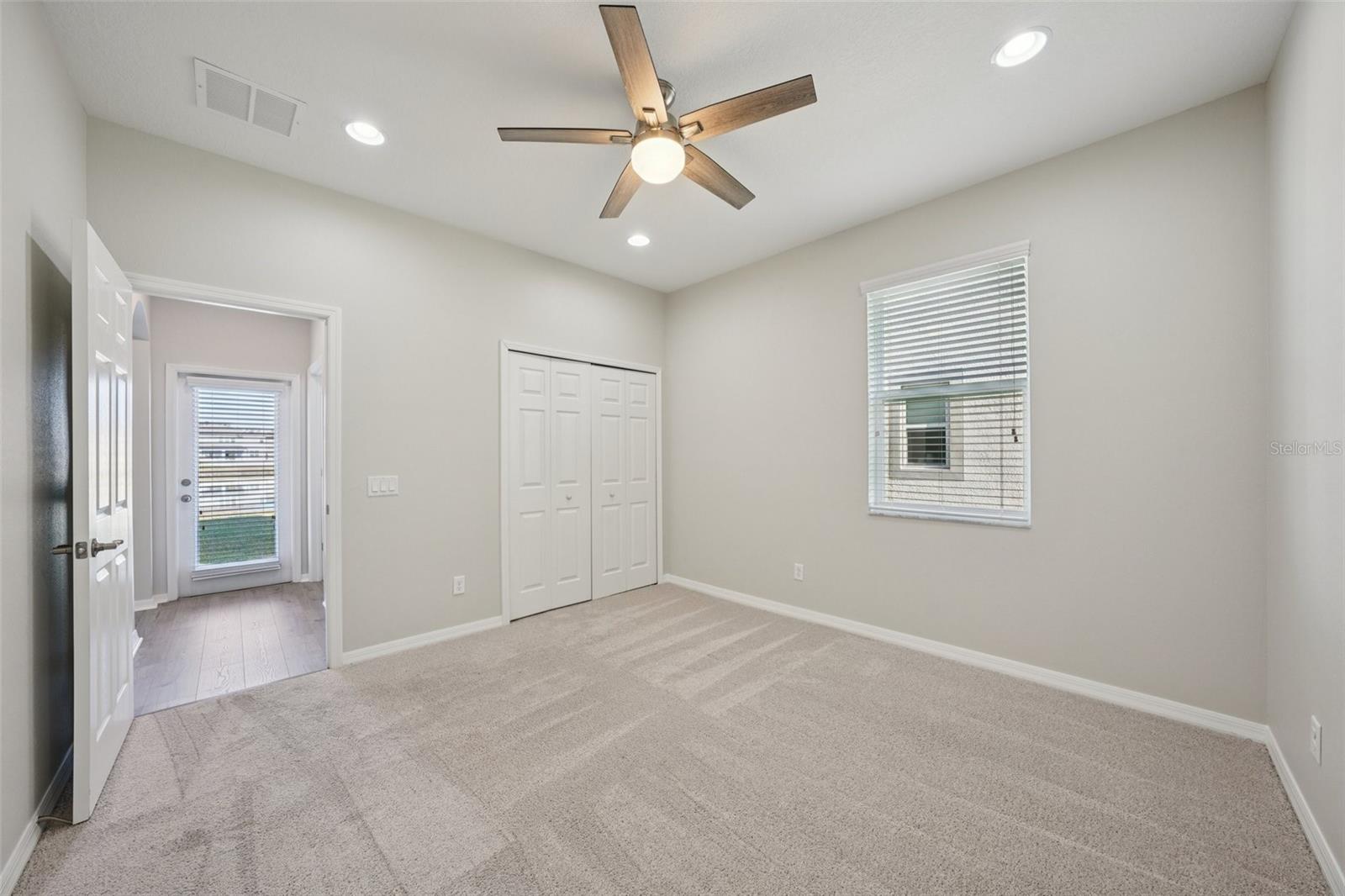 Listing photo id 24 for 11110 Sundrift Drive