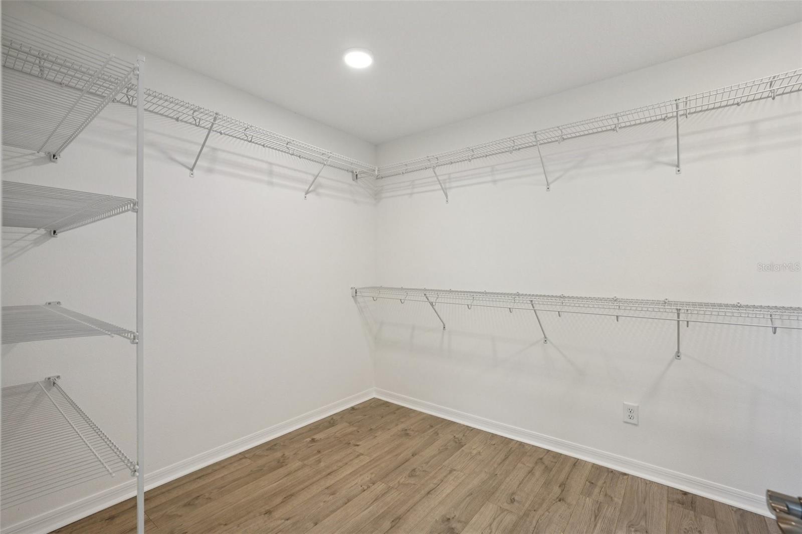 Listing photo id 39 for 11110 Sundrift Drive