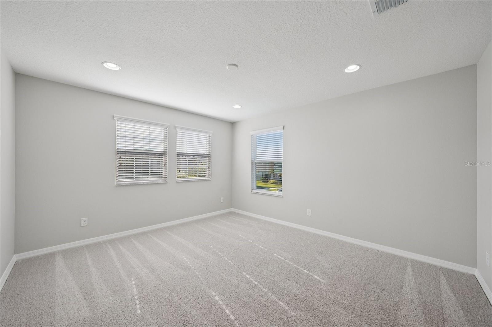 Listing photo id 52 for 11110 Sundrift Drive