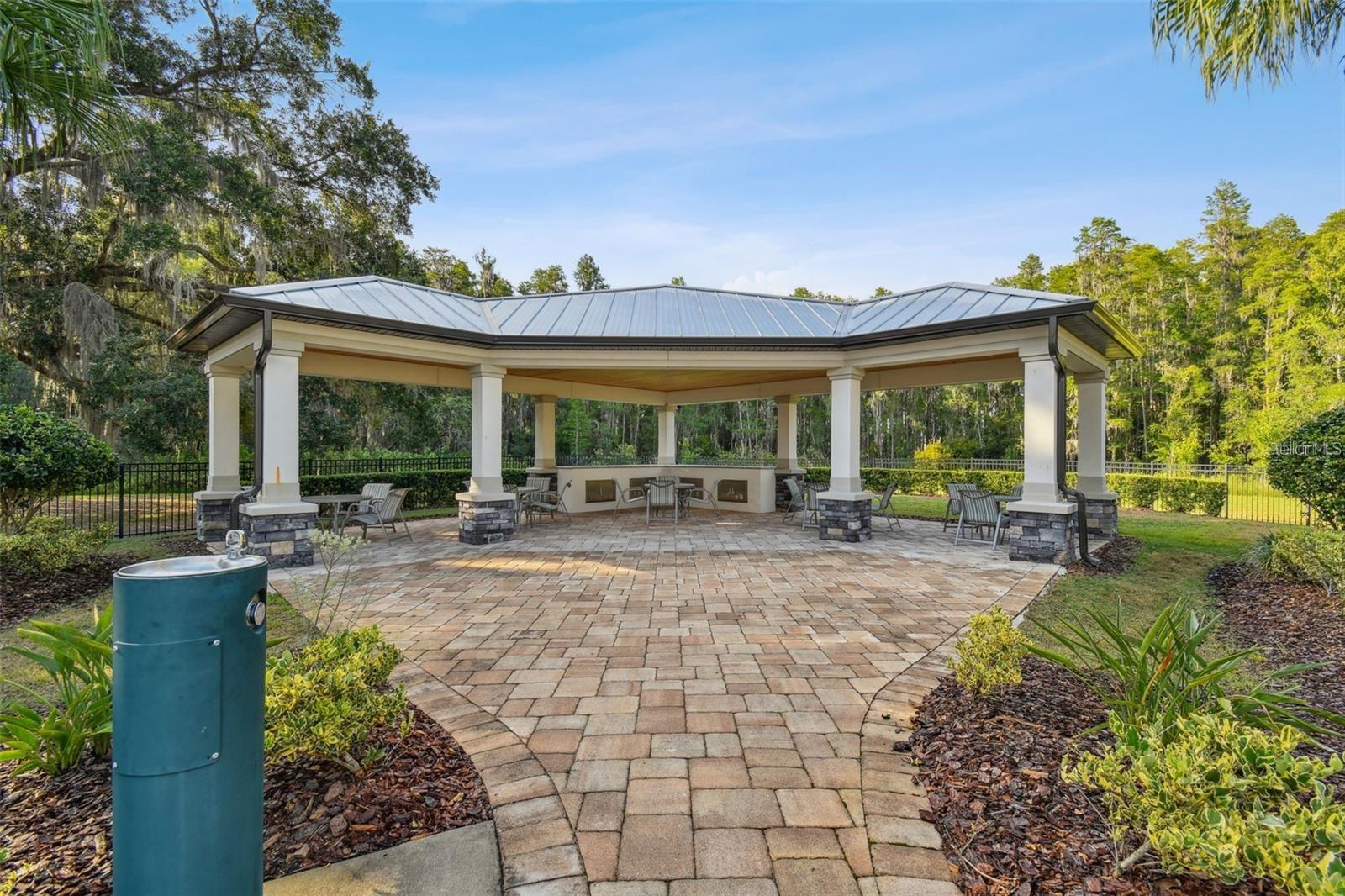 Listing photo id 80 for 11110 Sundrift Drive