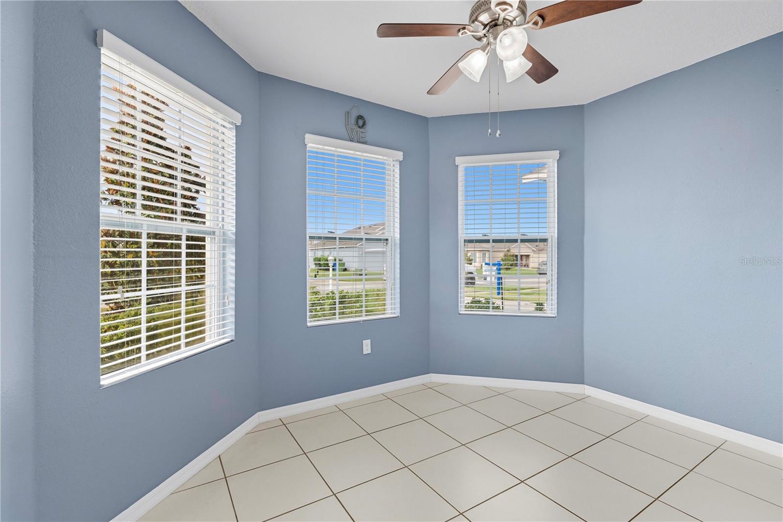 Image 26 of 53 For 6126 Forest Ridge Way