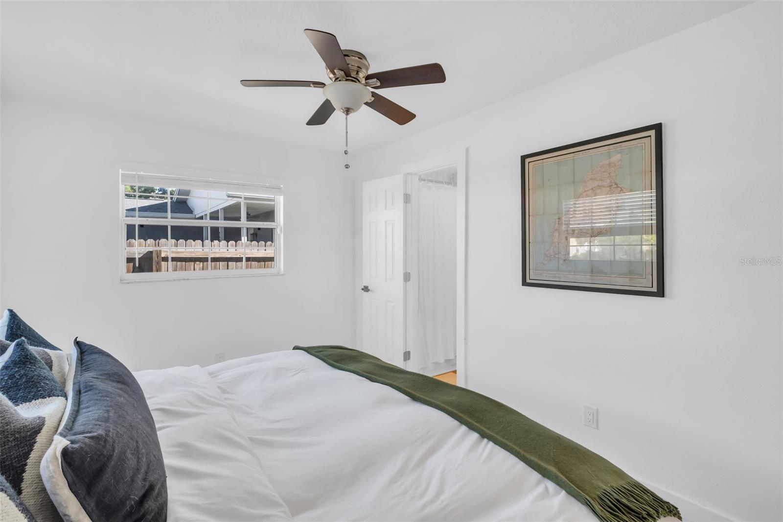 Image 25 of 40 For 218 49th Avenue N