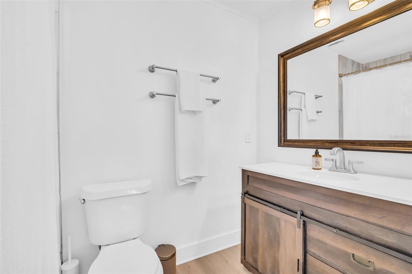 Image 28 of 40 For 218 49th Avenue N